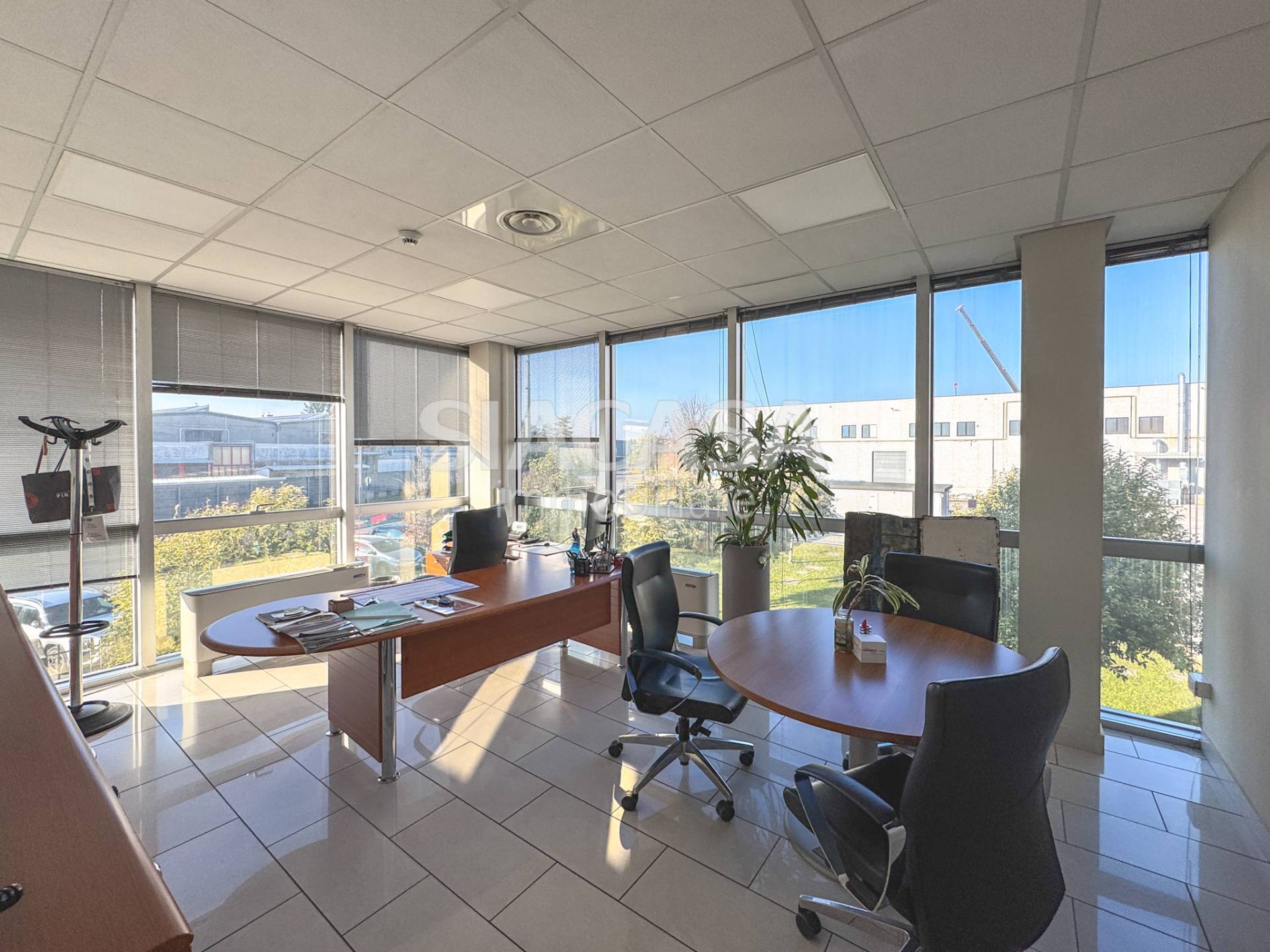 Capannoni in affitto a Mezzago