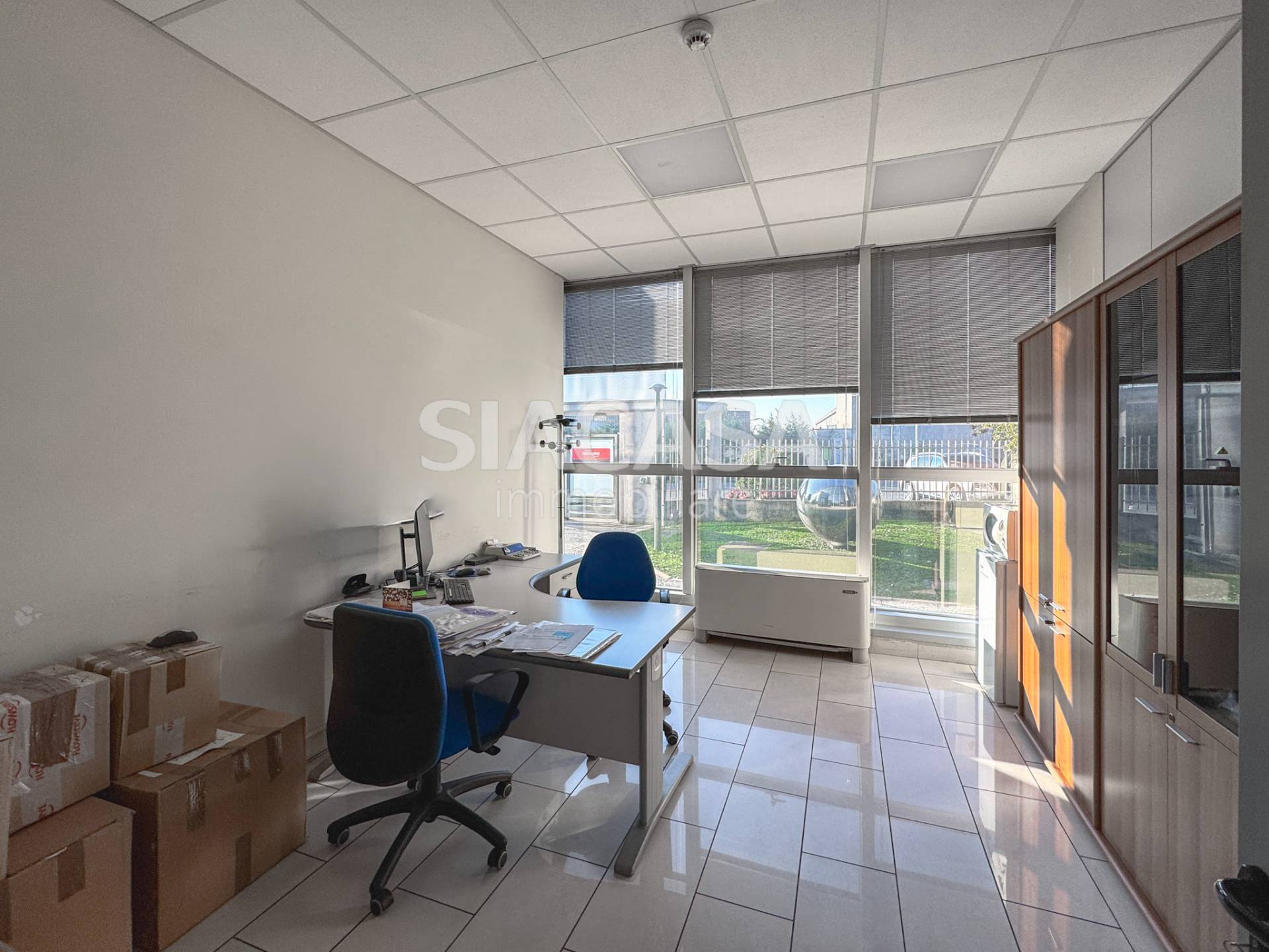 Capannoni in affitto a Mezzago