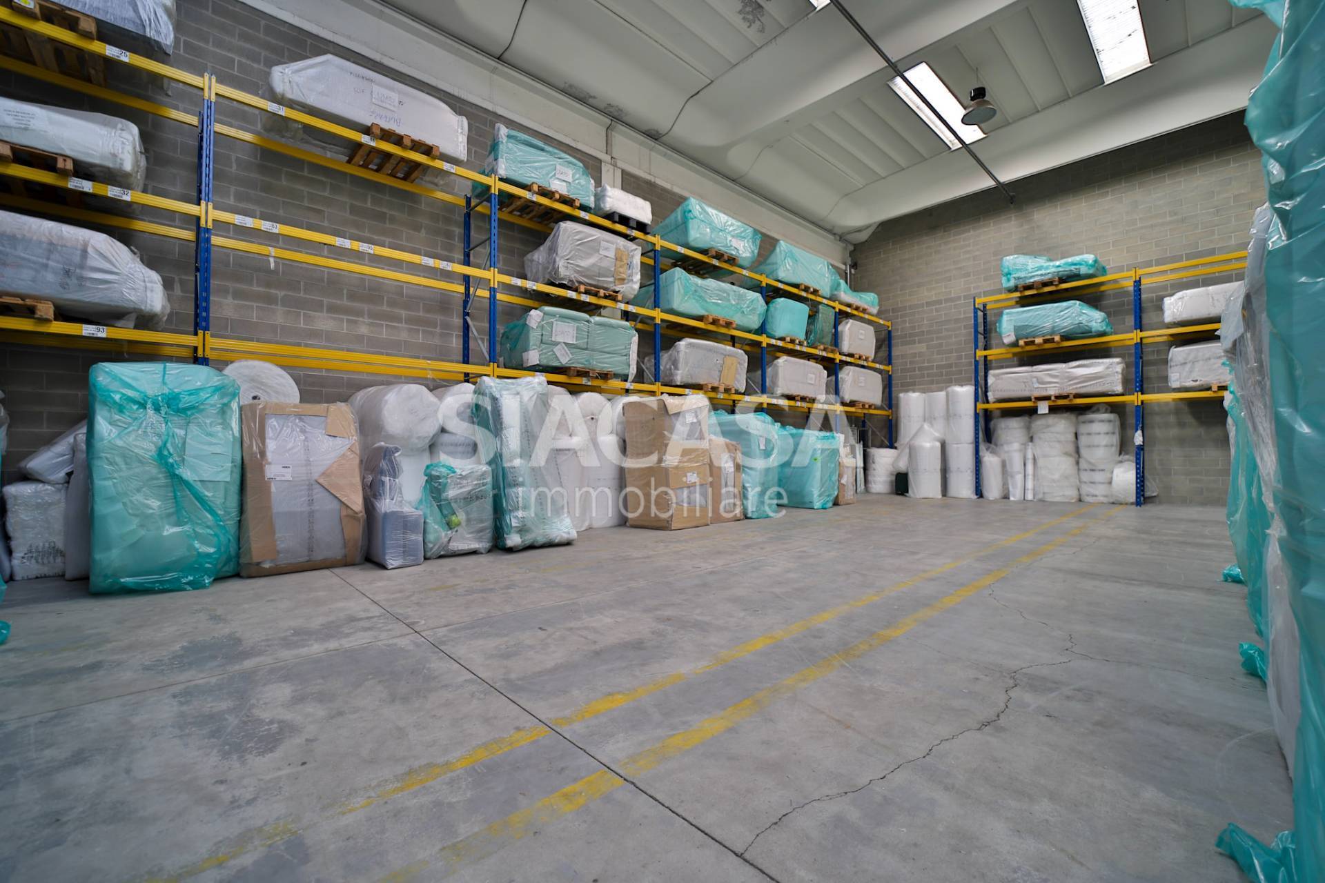 Capannoni in affitto a Cornate d'Adda