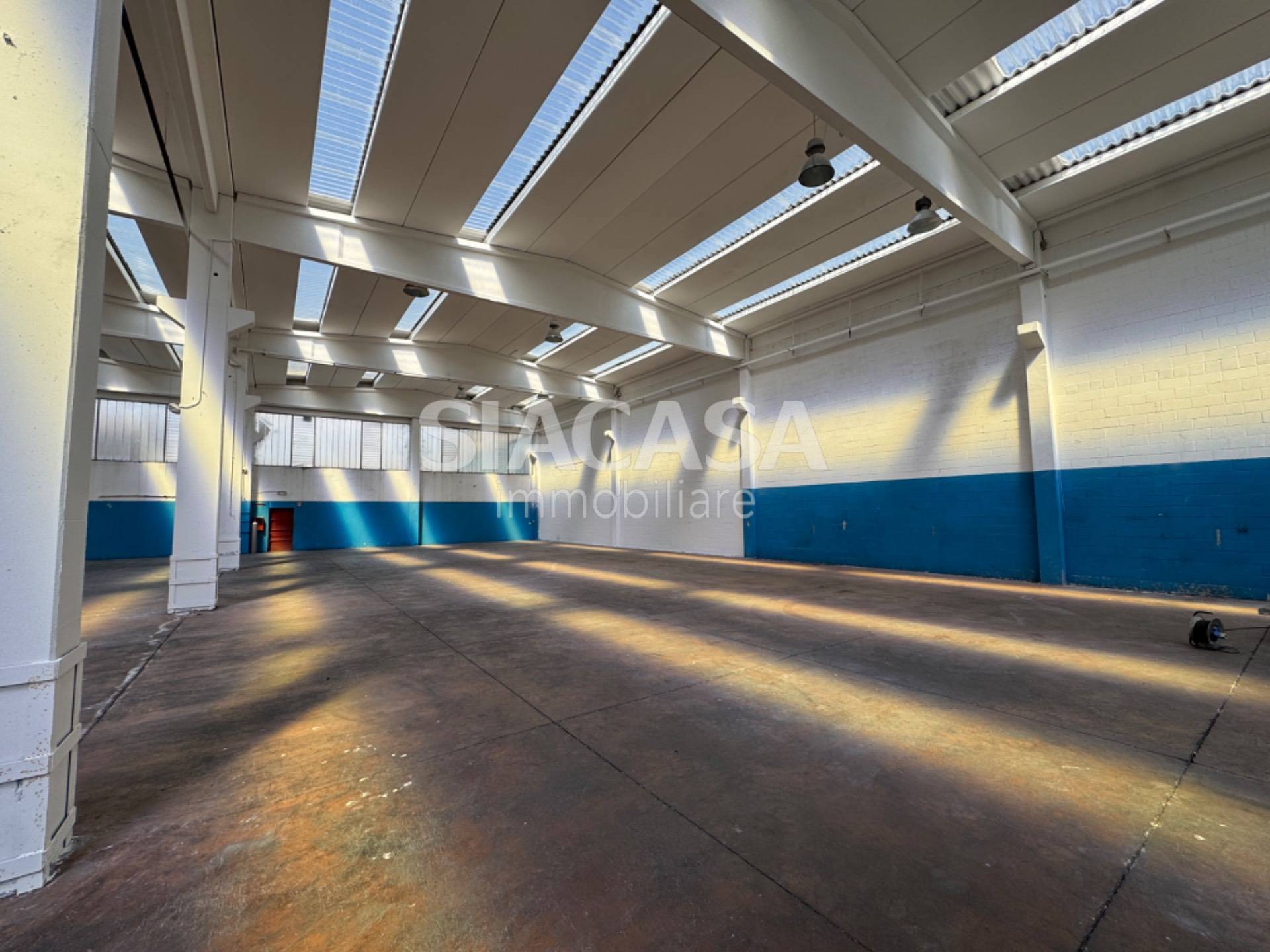 Capannoni in vendita a Trezzo sull'Adda