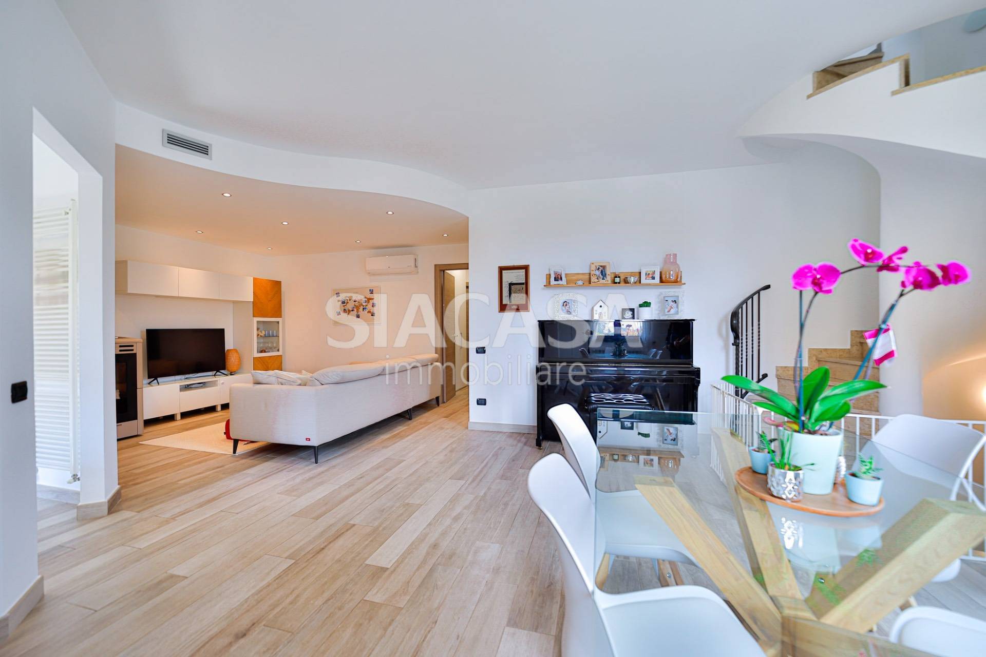 Ville Bifamiliari in vendita a Bernareggio