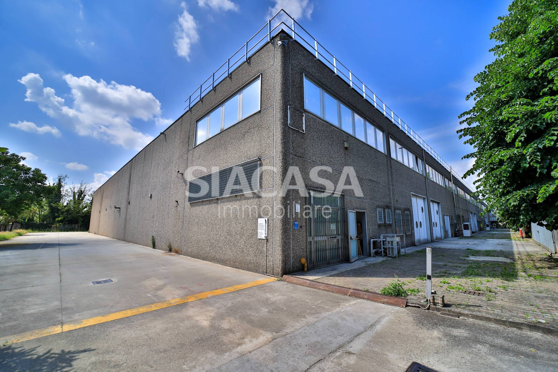 Capannoni in affitto a Liscate