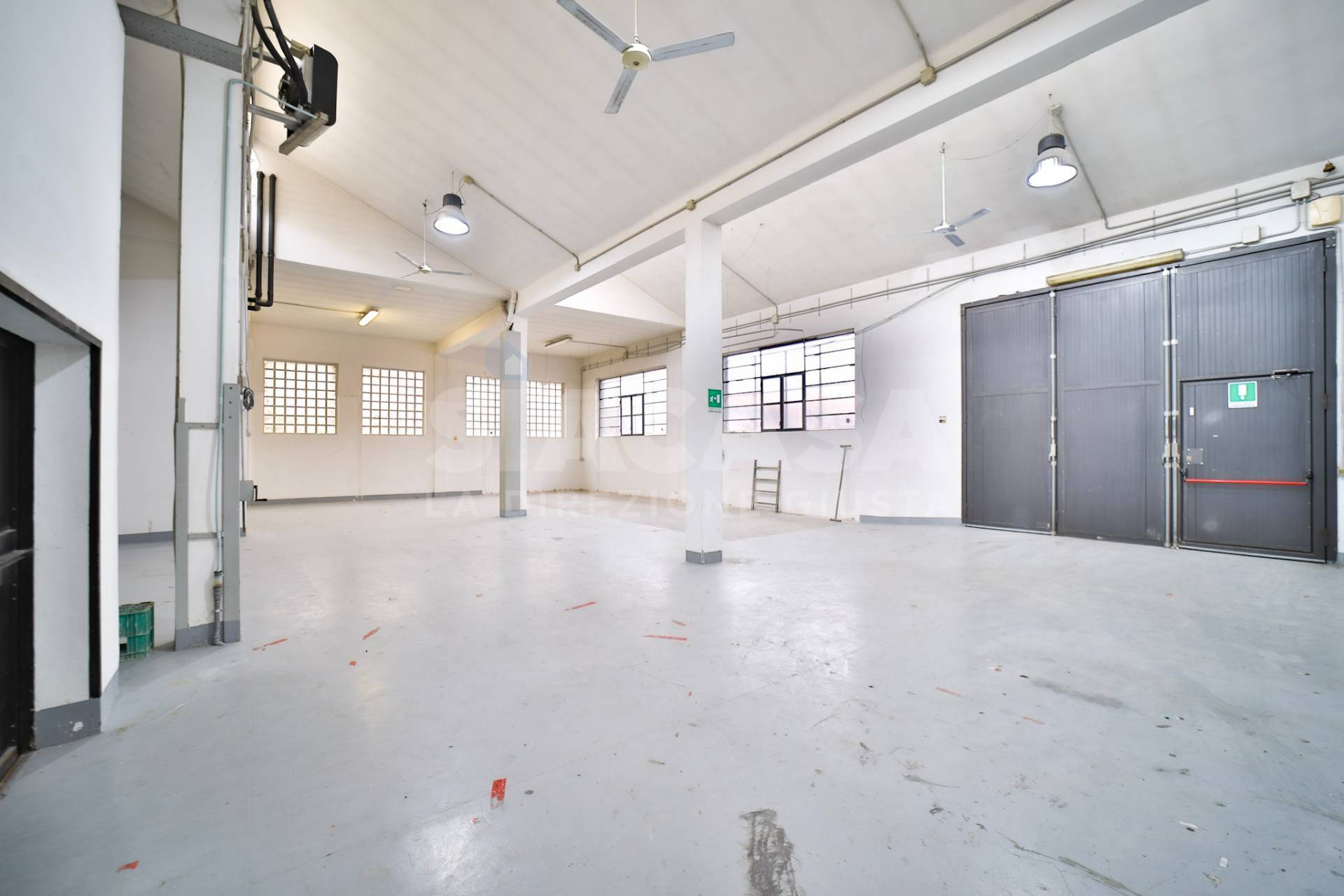 Capannoni in affitto a Milano, Lambrate