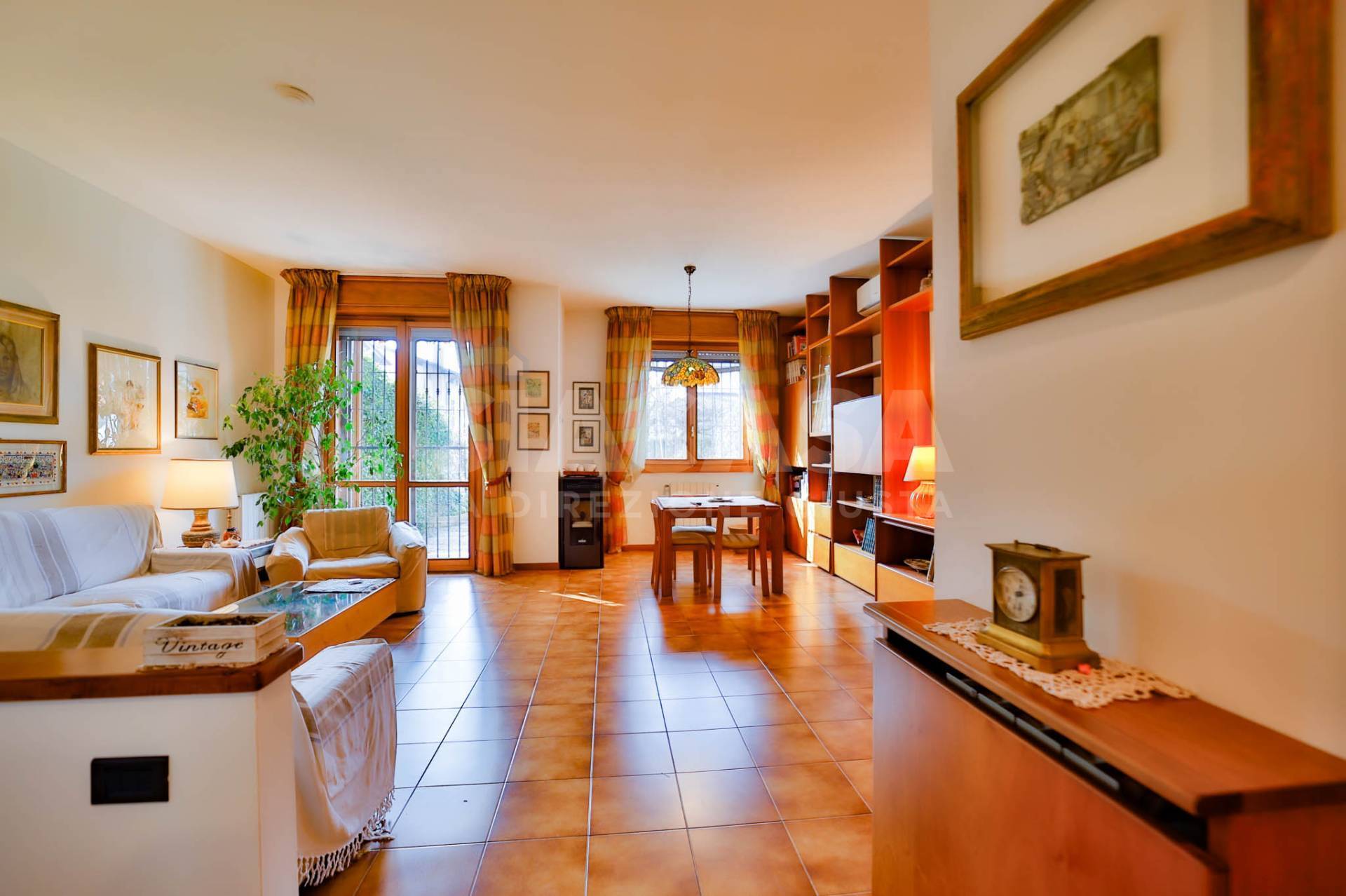 Ville a Schiera in vendita a Vimercate, Oreno