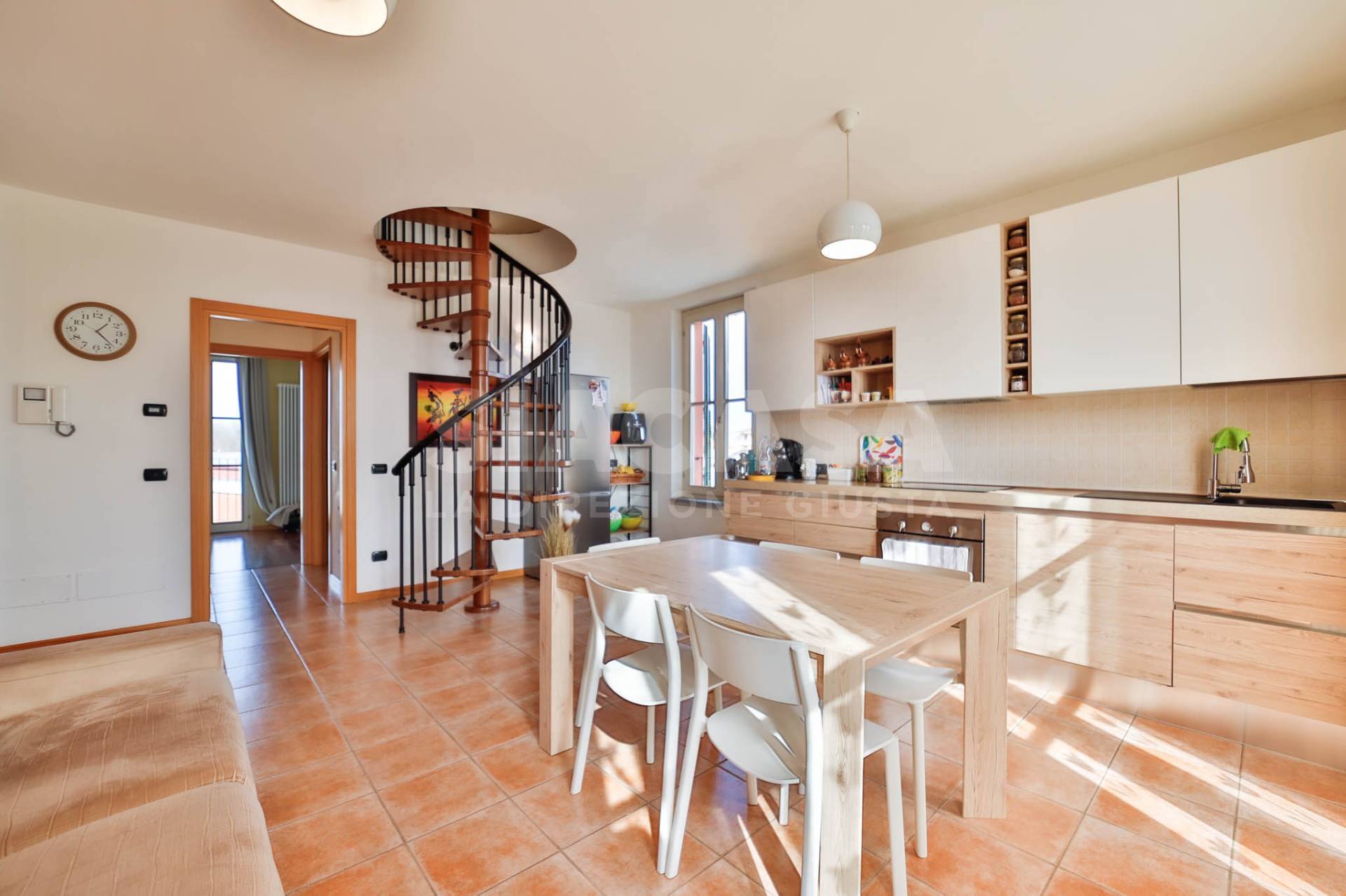 Appartamento in vendita a Cornate d'Adda