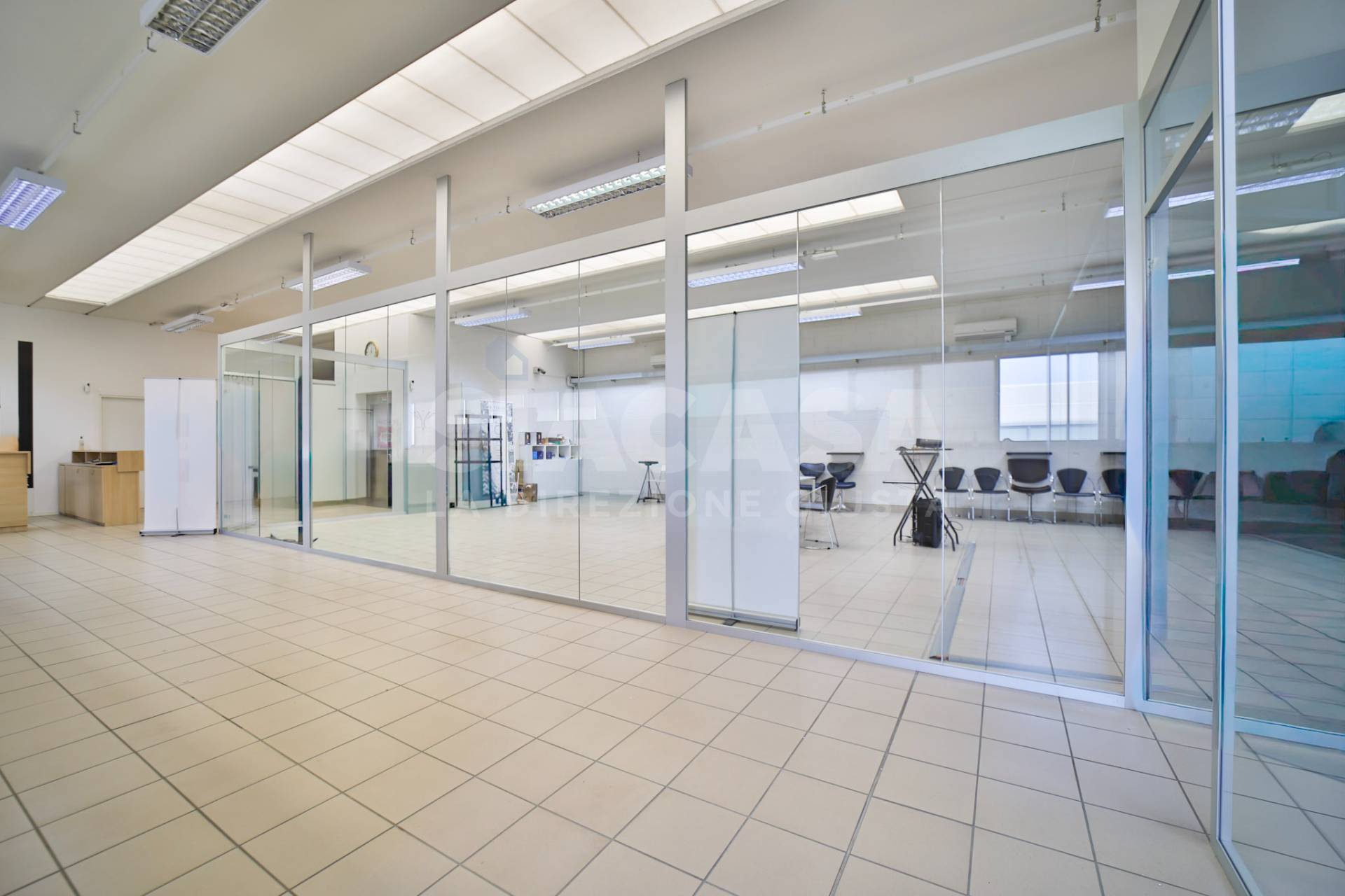 Capannoni in vendita a Vimercate