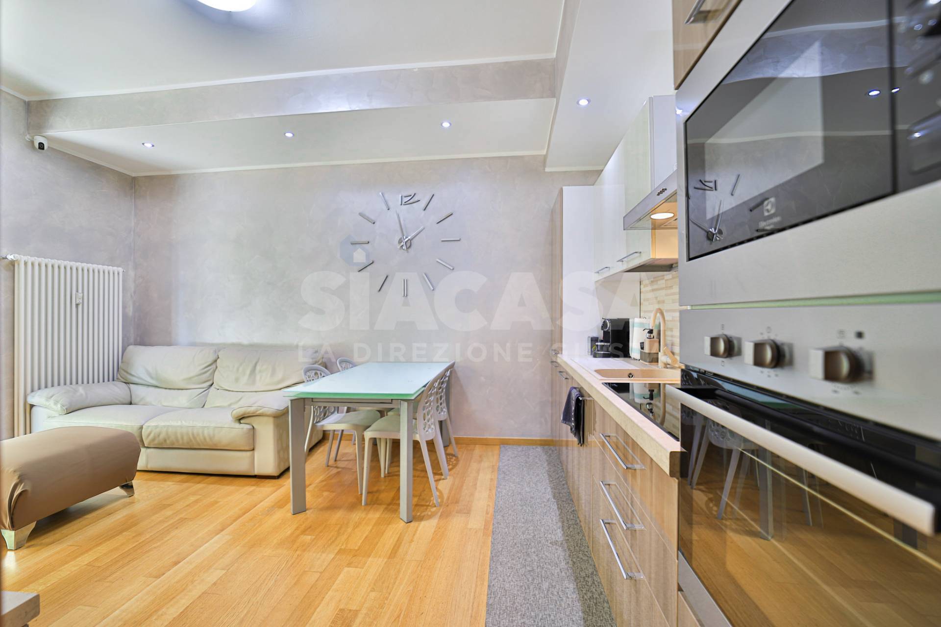 Appartamento in vendita a Carugate