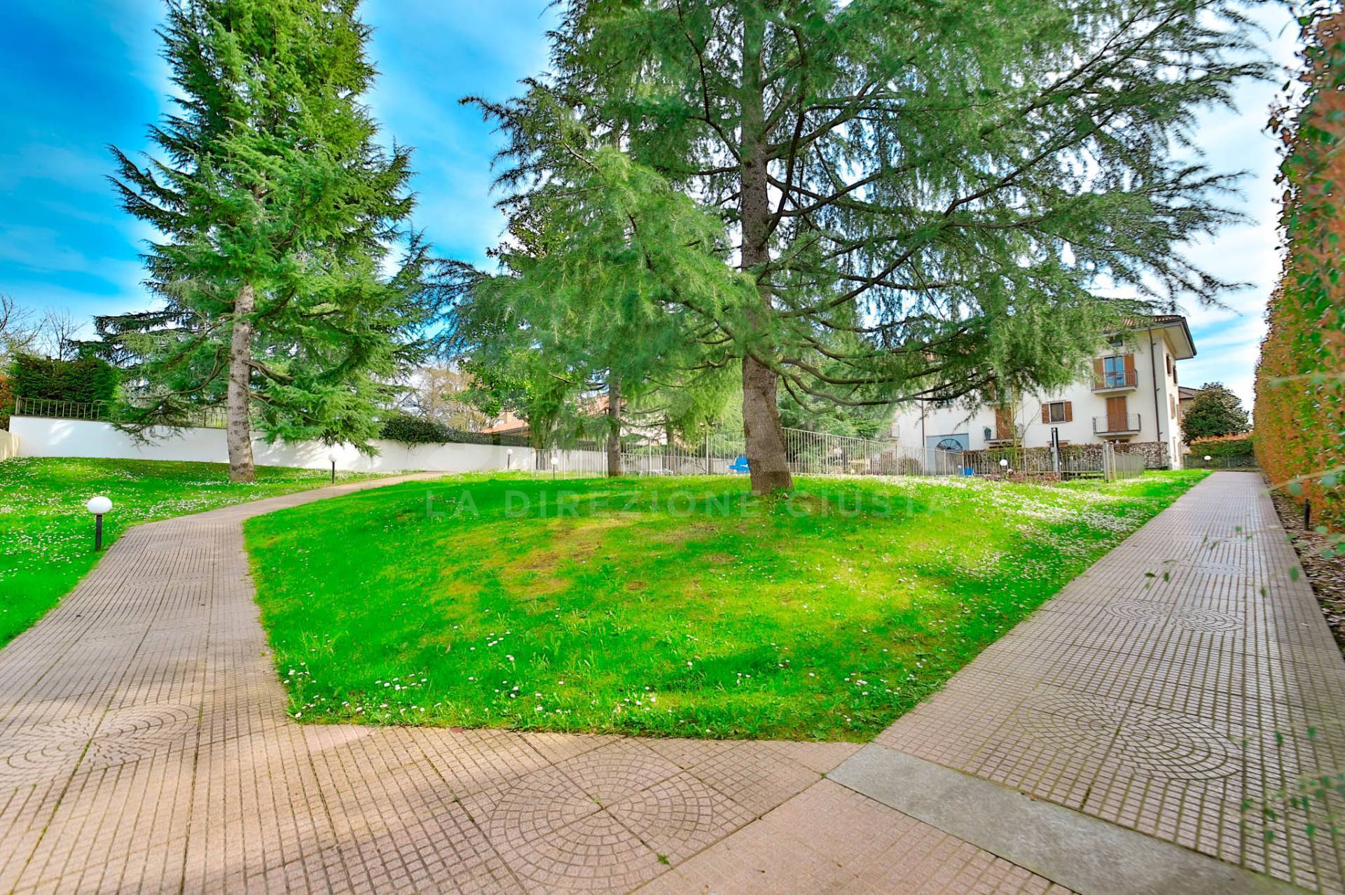 Trilocali in vendita a Lesmo