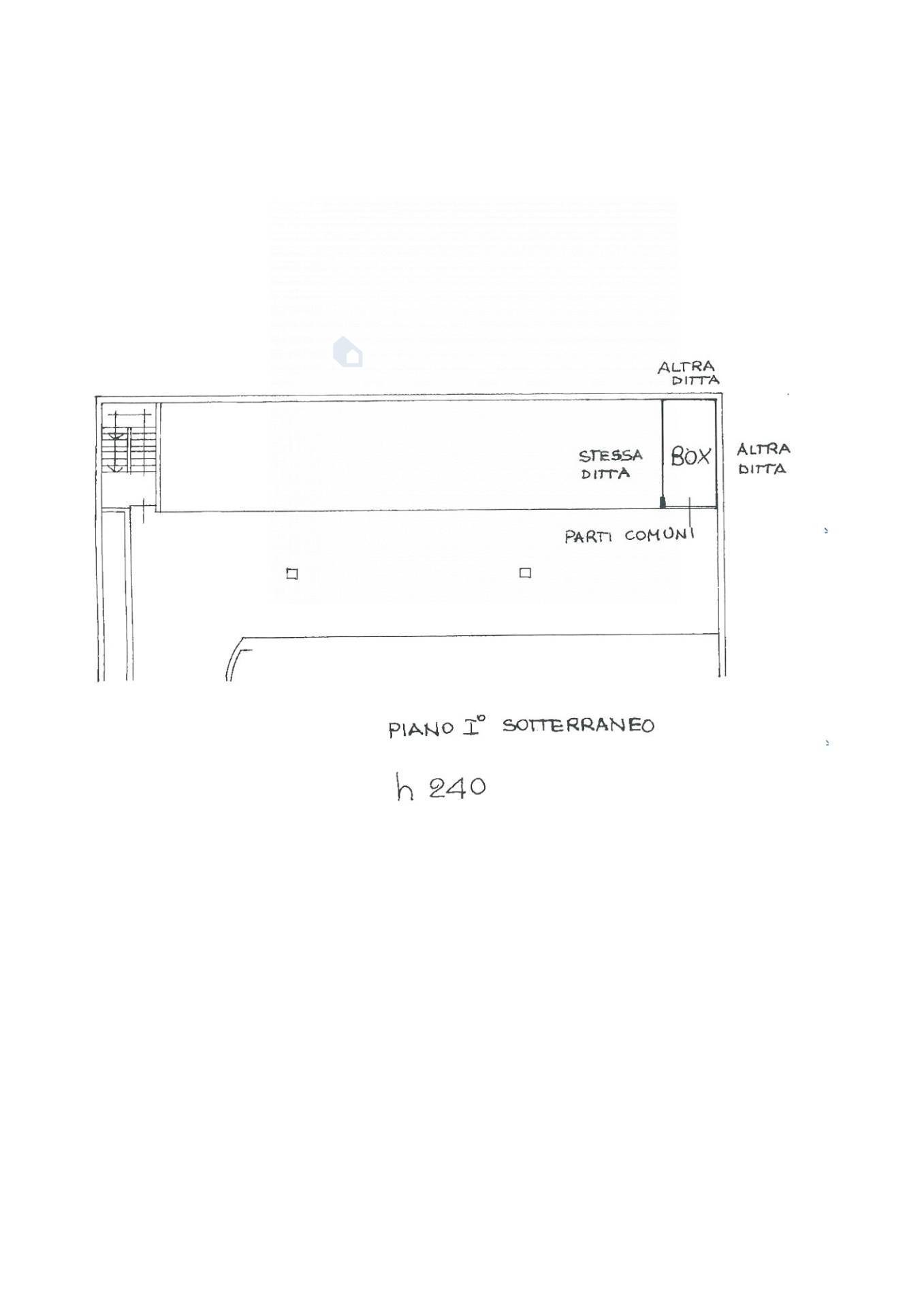 Rimessa in vendita a Vimercate