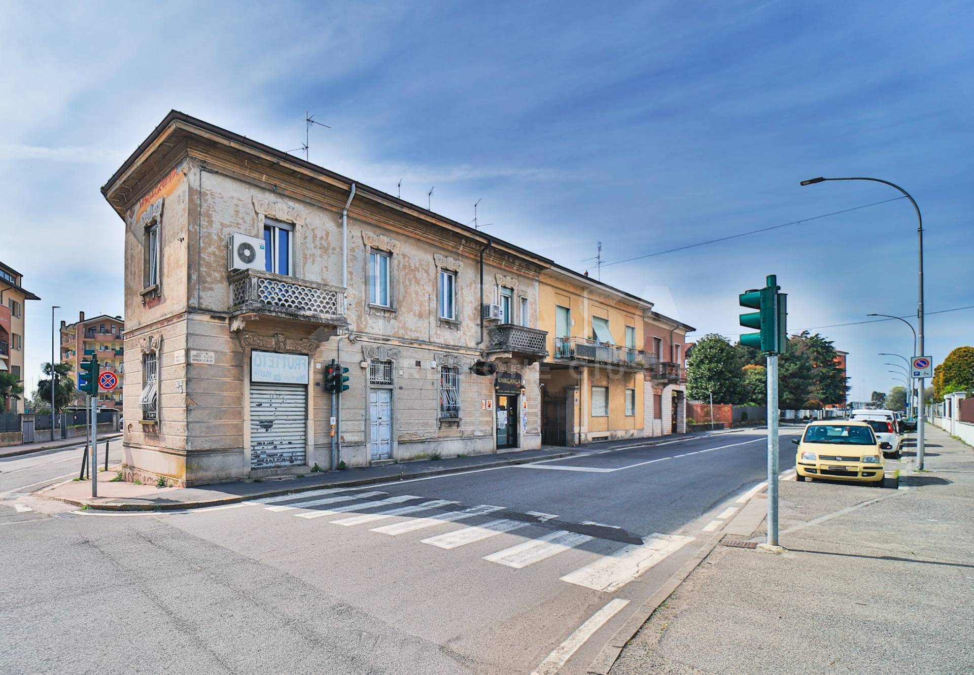 Negozi in vendita a Caponago