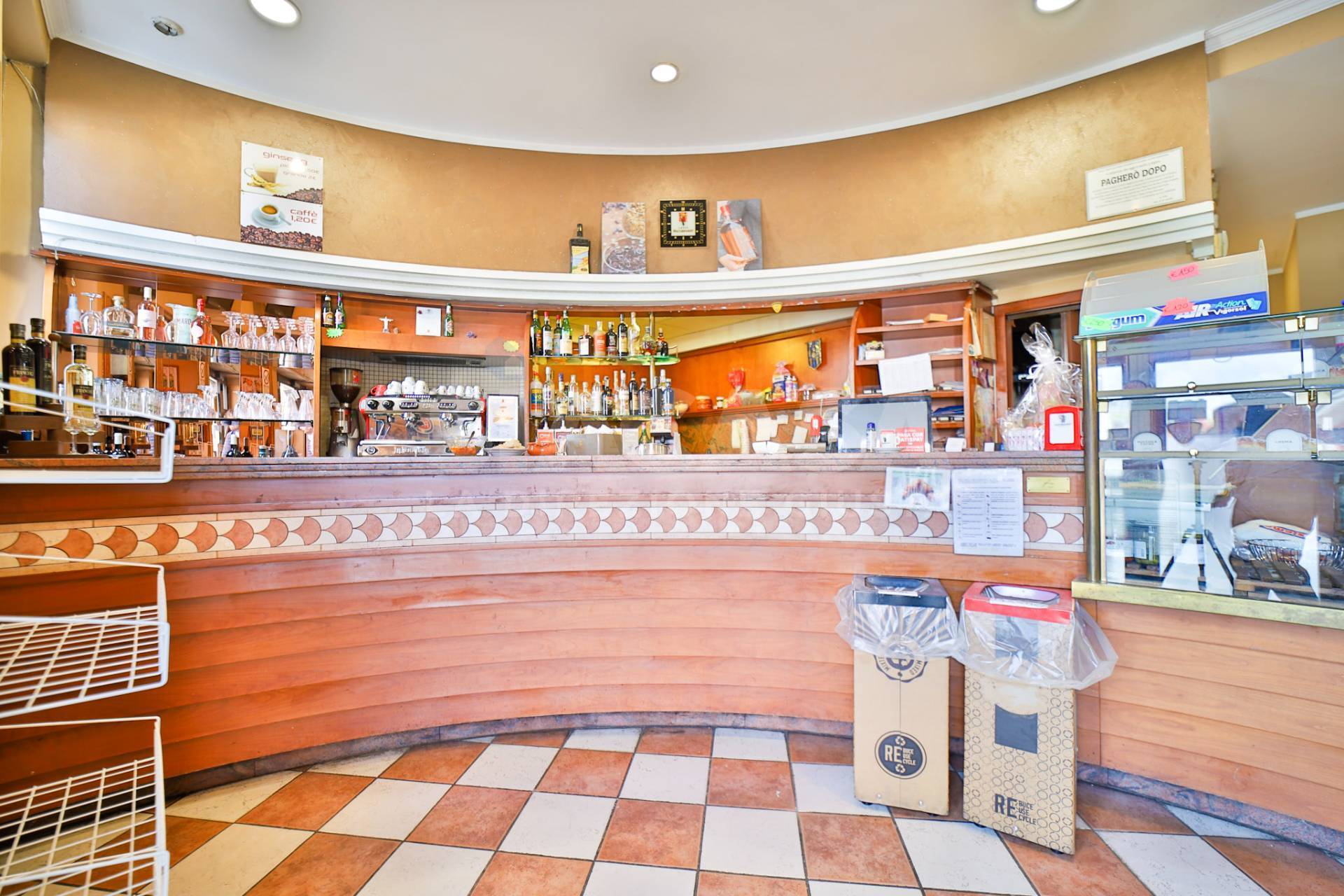 Negozi in vendita a Caponago