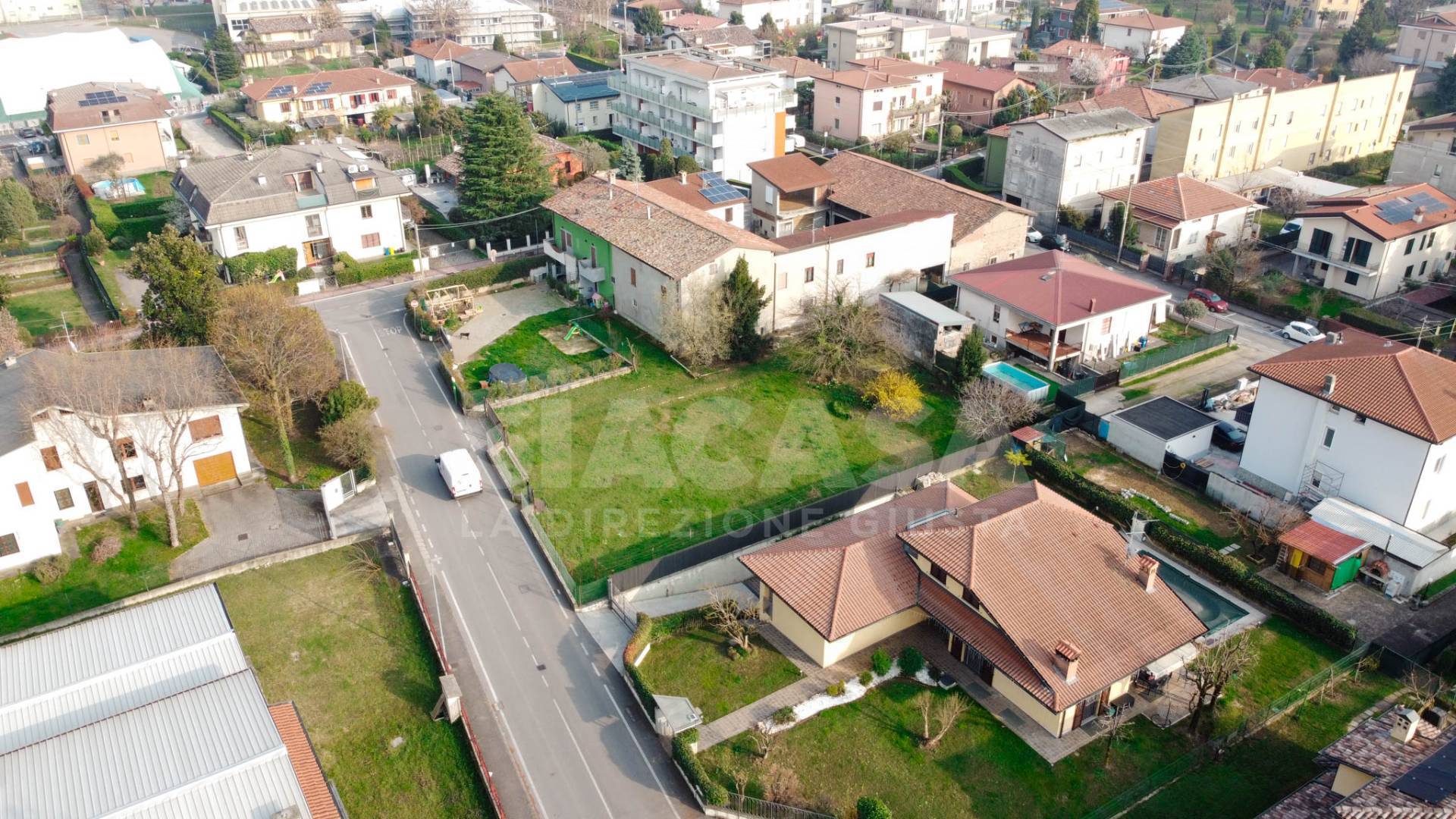 Terreni Residenziali in vendita a Brembate