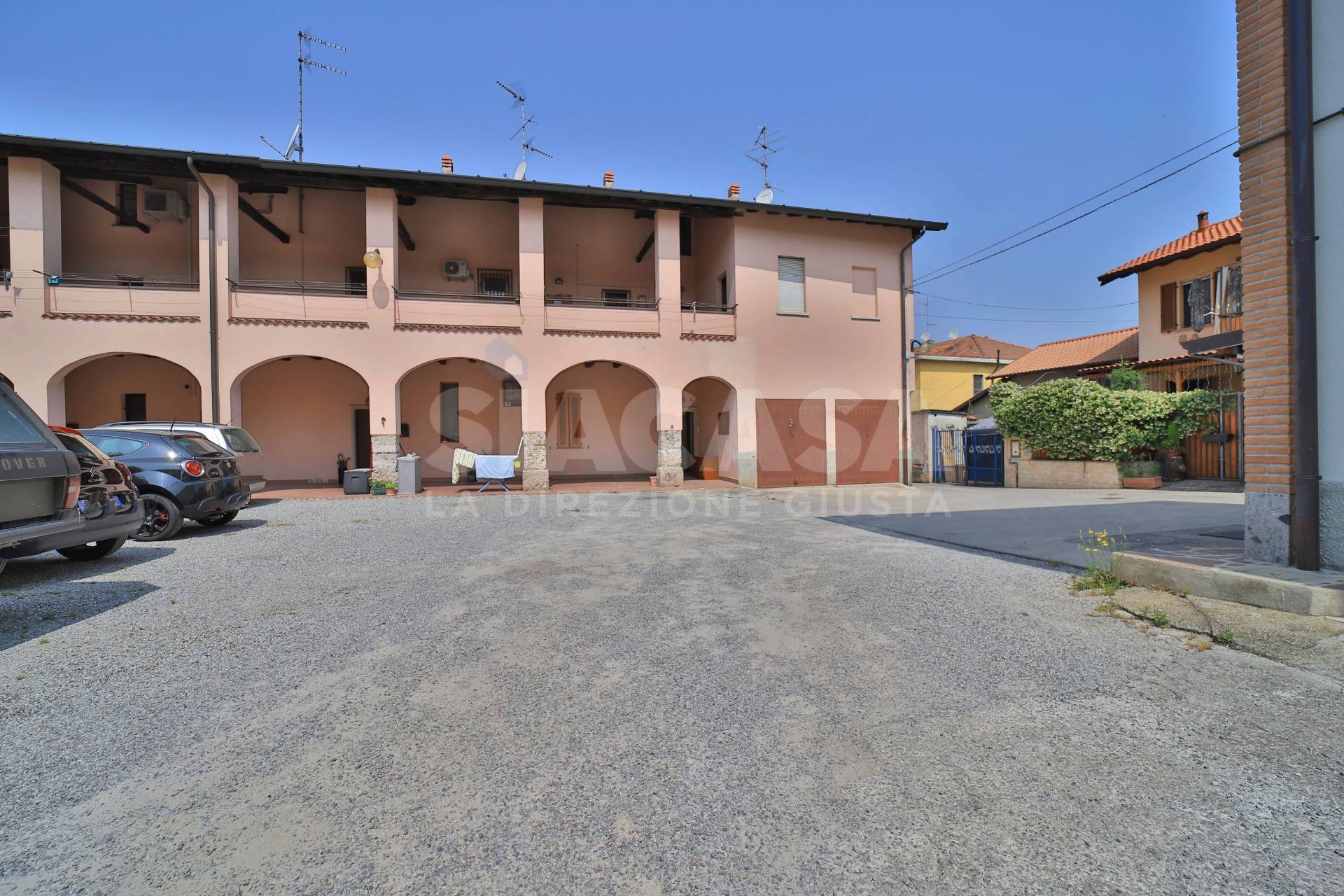 Trilocali in vendita a Cornate d'Adda, Colnago