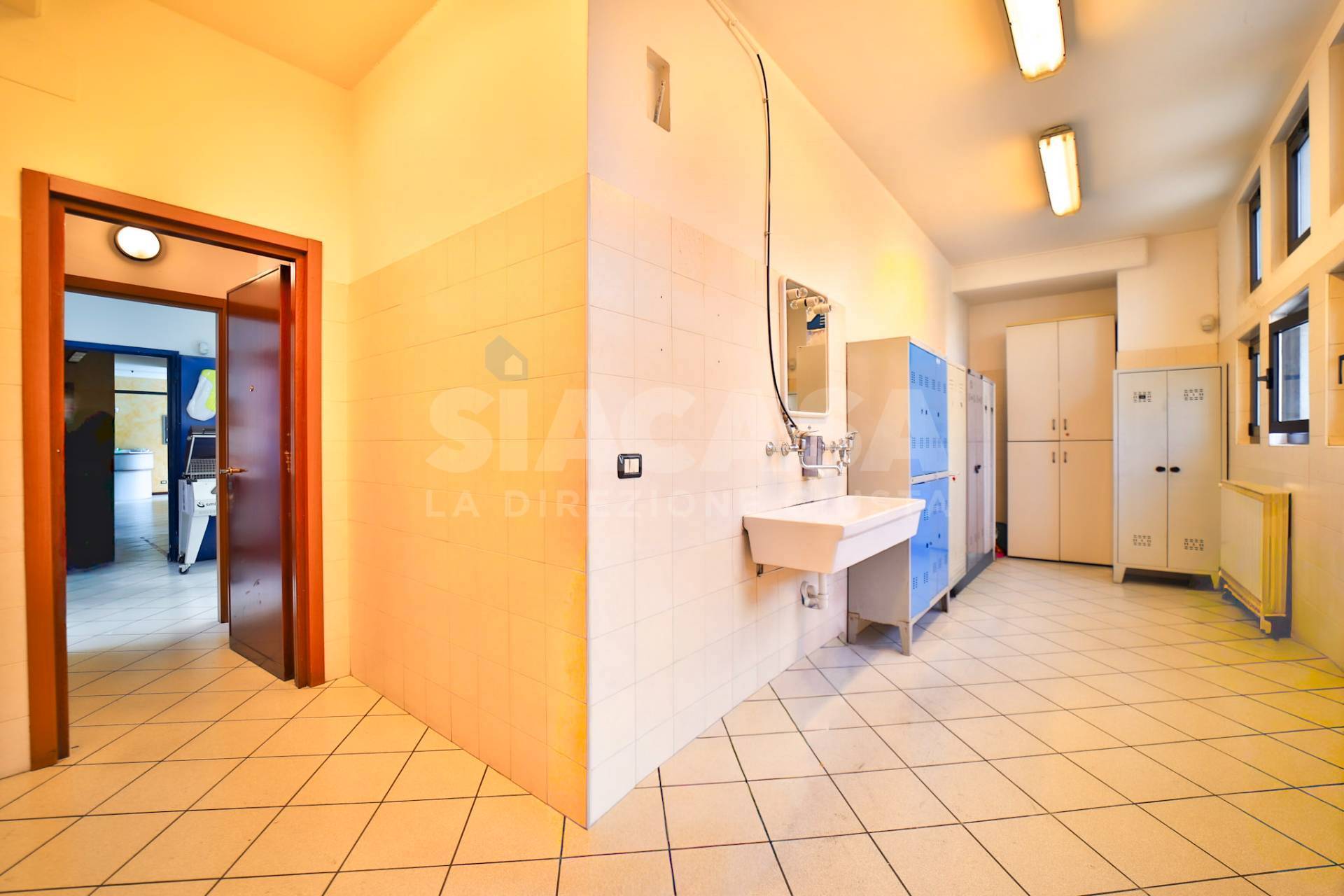 Capannoni in vendita a Agrate Brianza