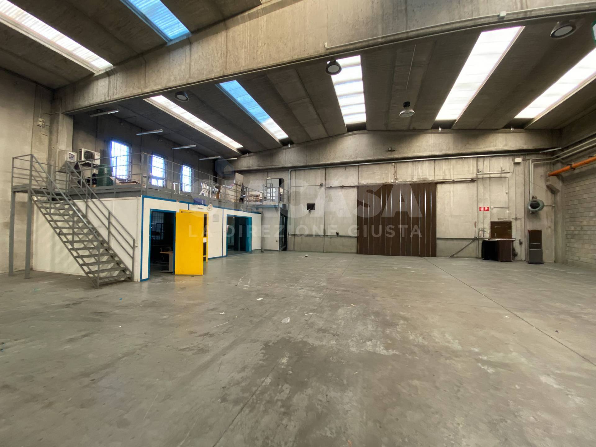 Capannoni in affitto a Segrate