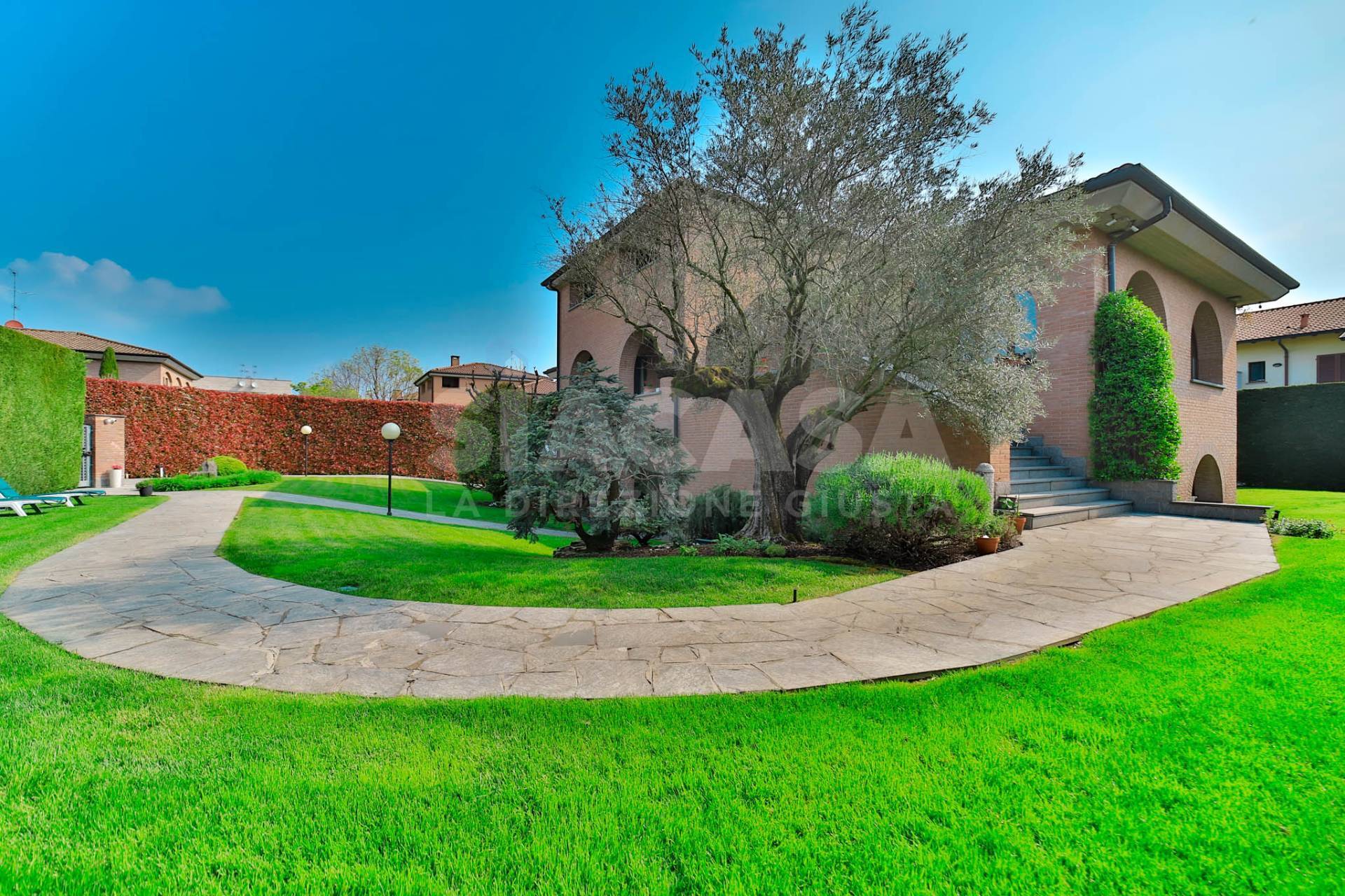 villa in vendita a Bernareggio