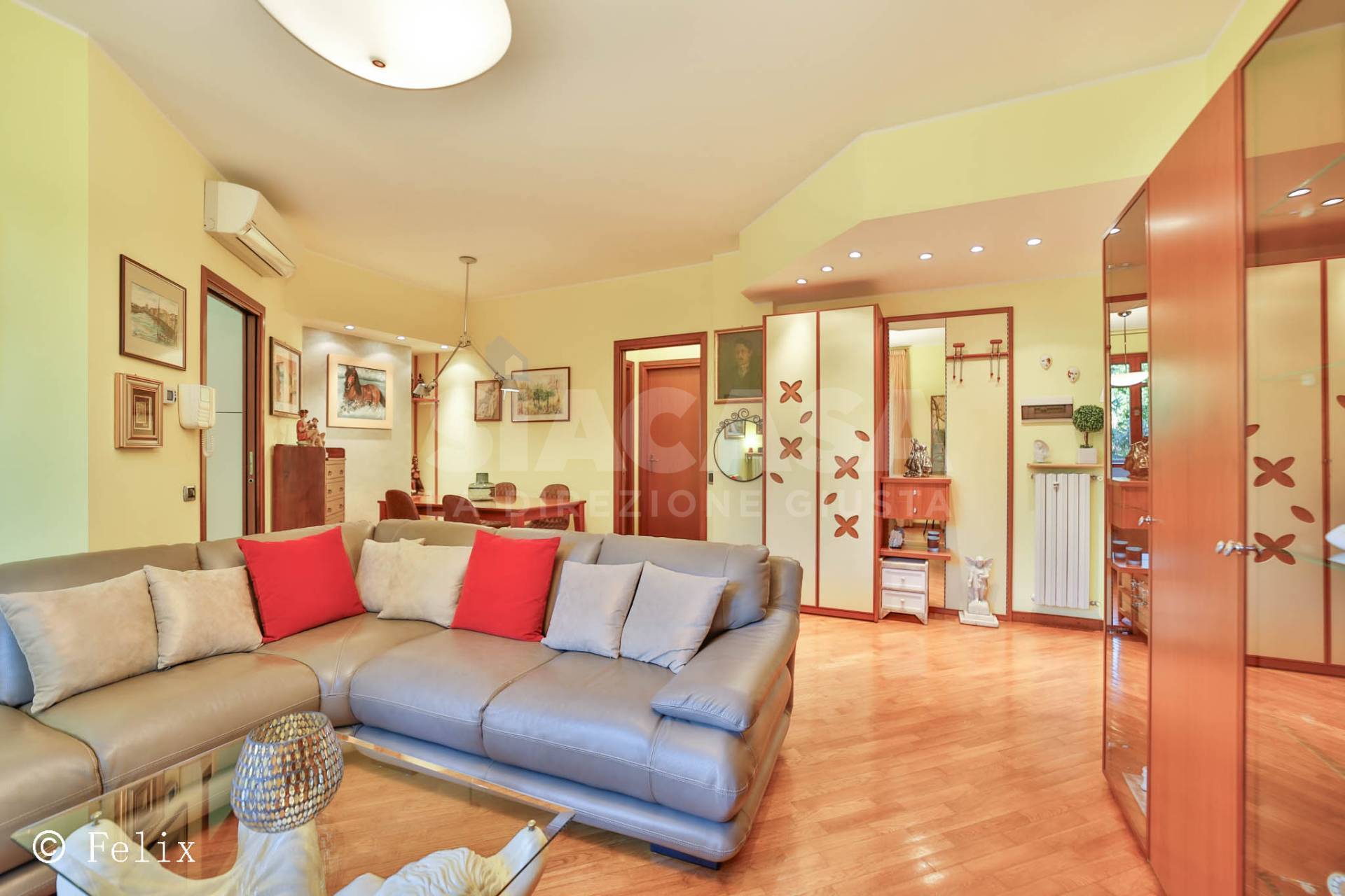 Trilocali in vendita a Bernareggio
