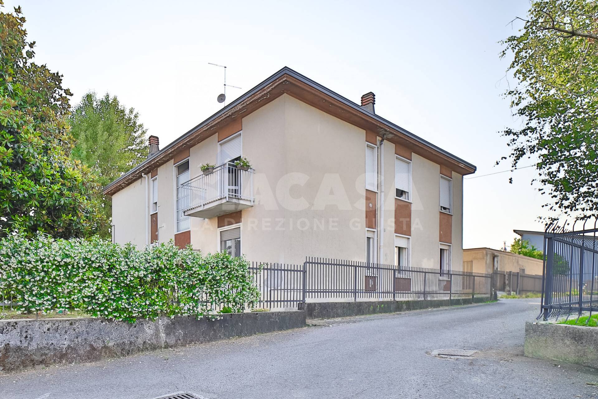 Appartamento in vendita a Capriate San Gervasio, San Gervasio