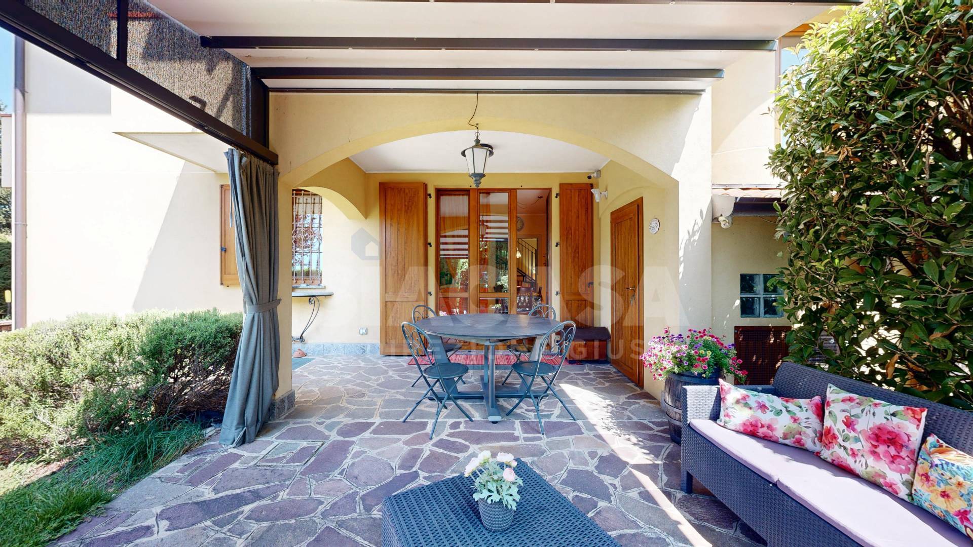 villa in vendita a Vimercate