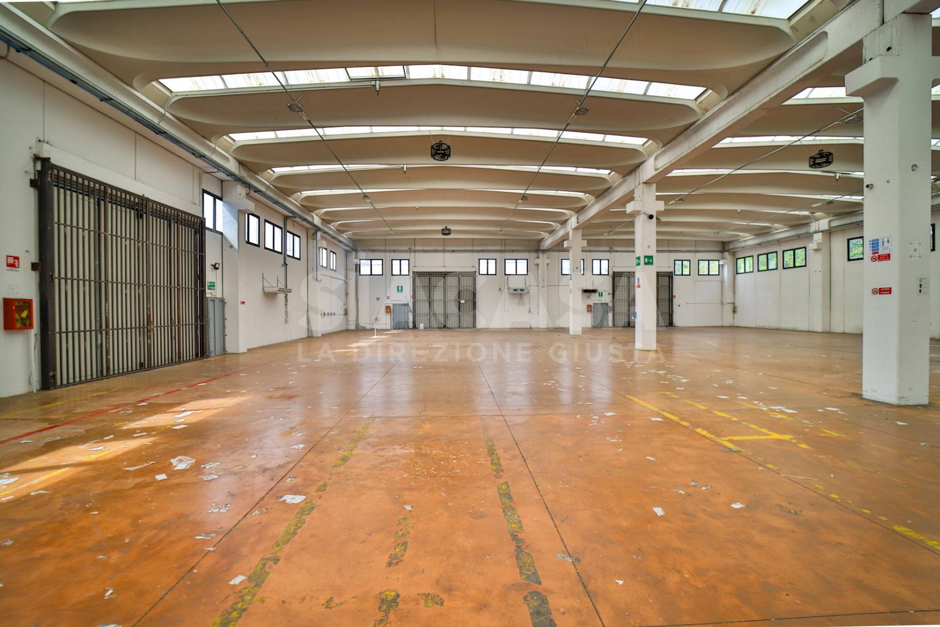 Capannoni in affitto a Mezzago