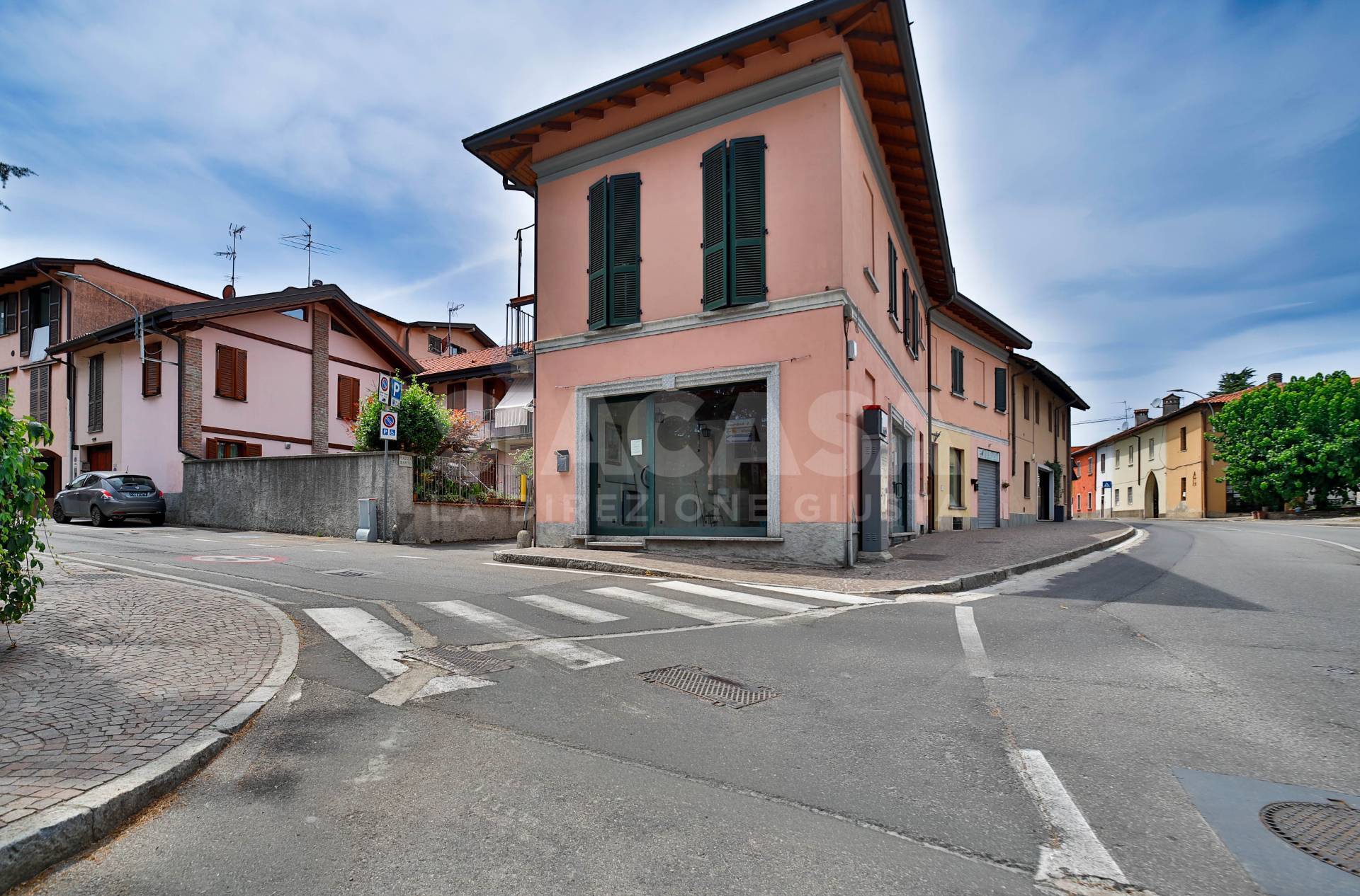 Negozi in affitto a Ronco Briantino