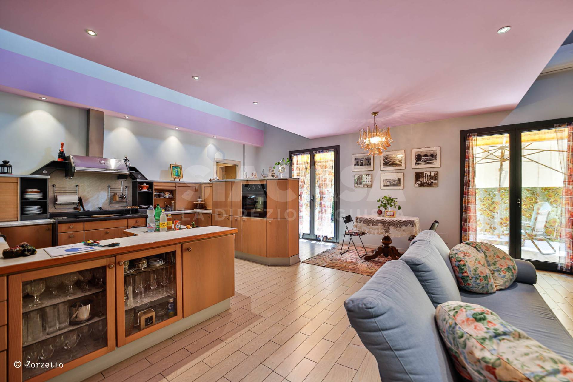 villa in vendita a Cavenago di Brianza
