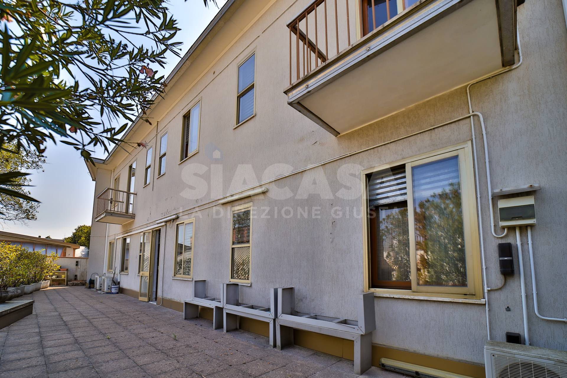 Edificio in vendita a Cologno Monzese