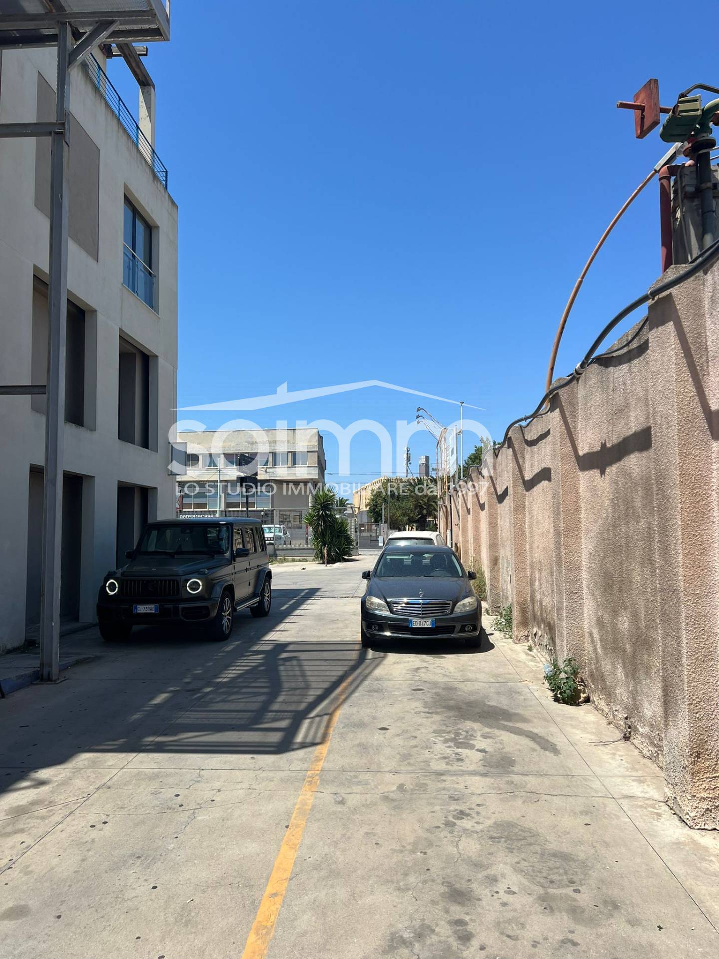 Locale commerciale in vendita a Cagliari