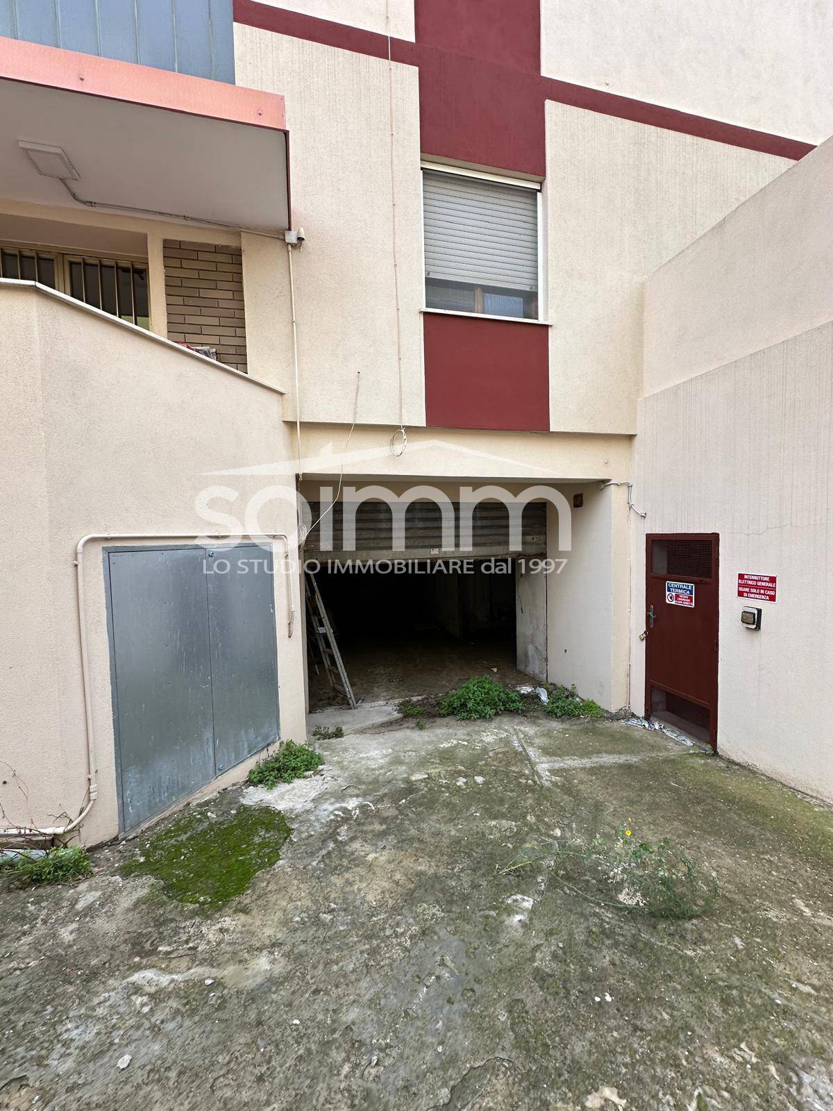 Magazzino in vendita a Quartu Sant'Elena