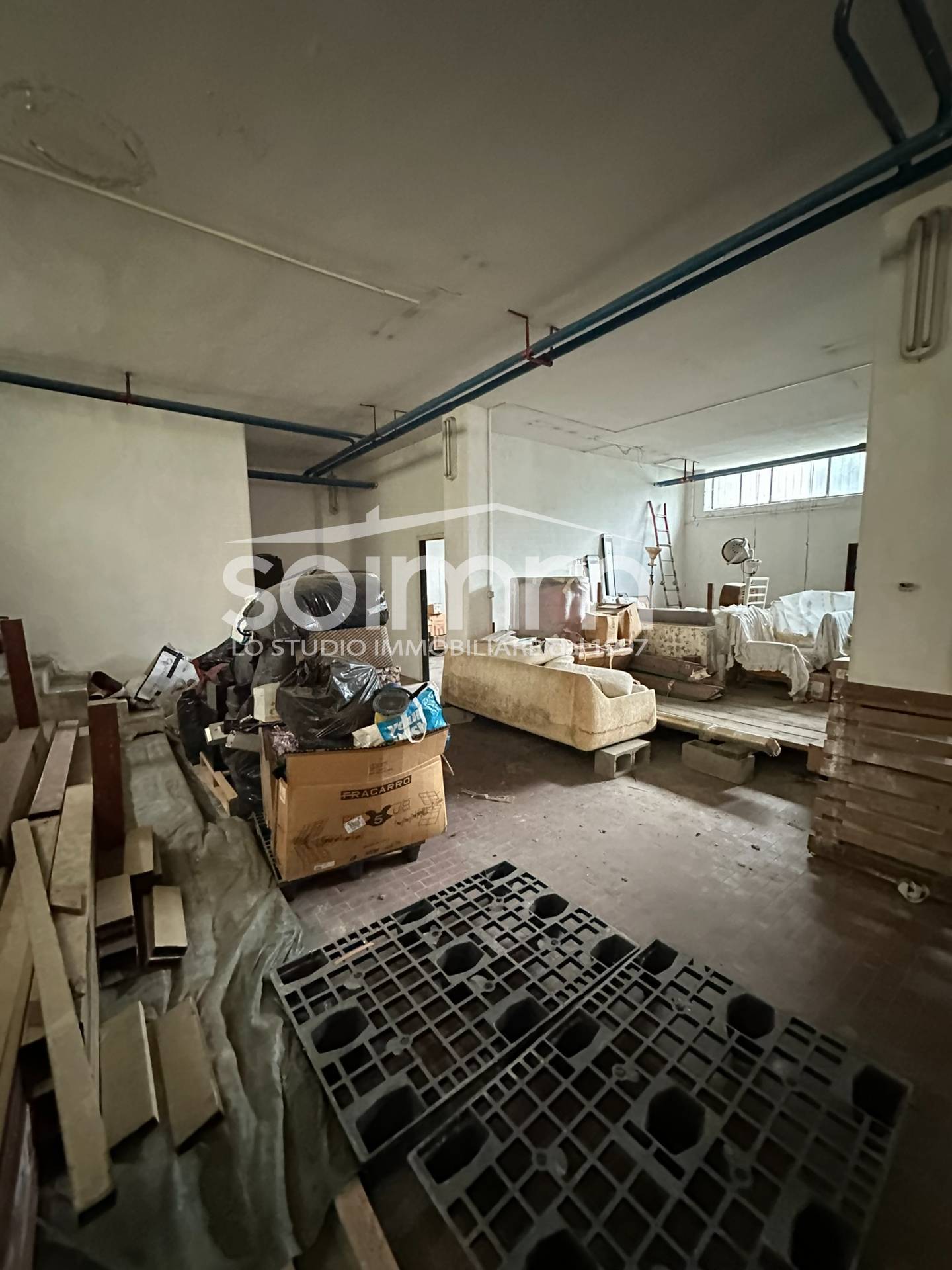 Magazzino in vendita a Cagliari