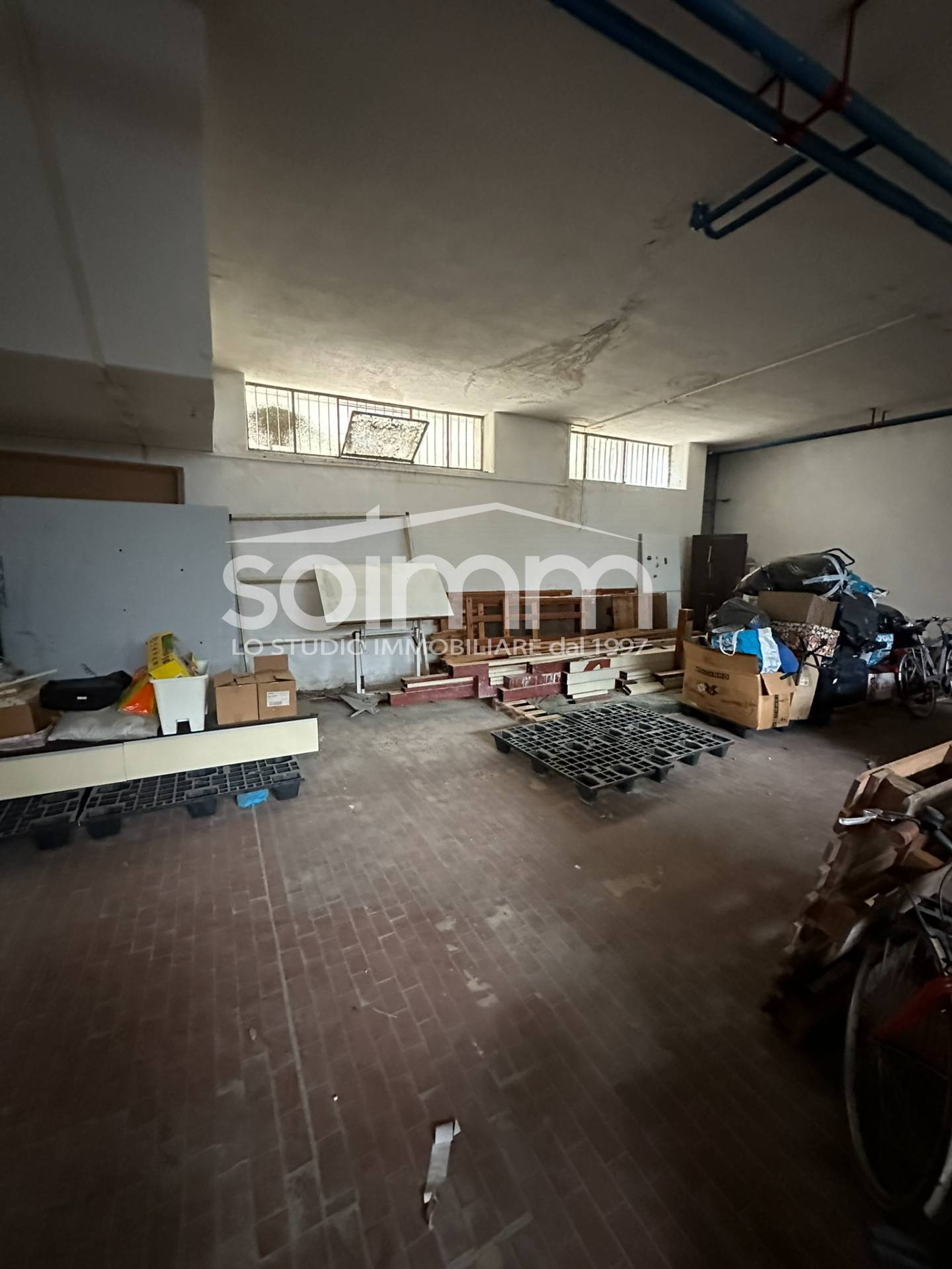 Magazzino in vendita a Cagliari