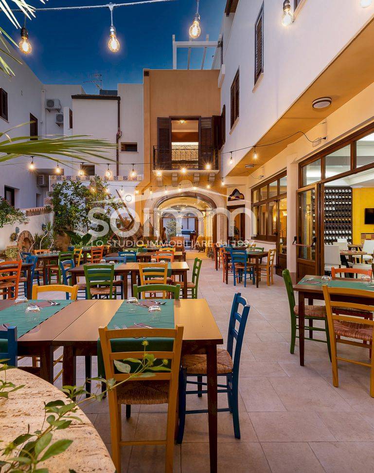 Attivit commerciale in vendita a Cagliari