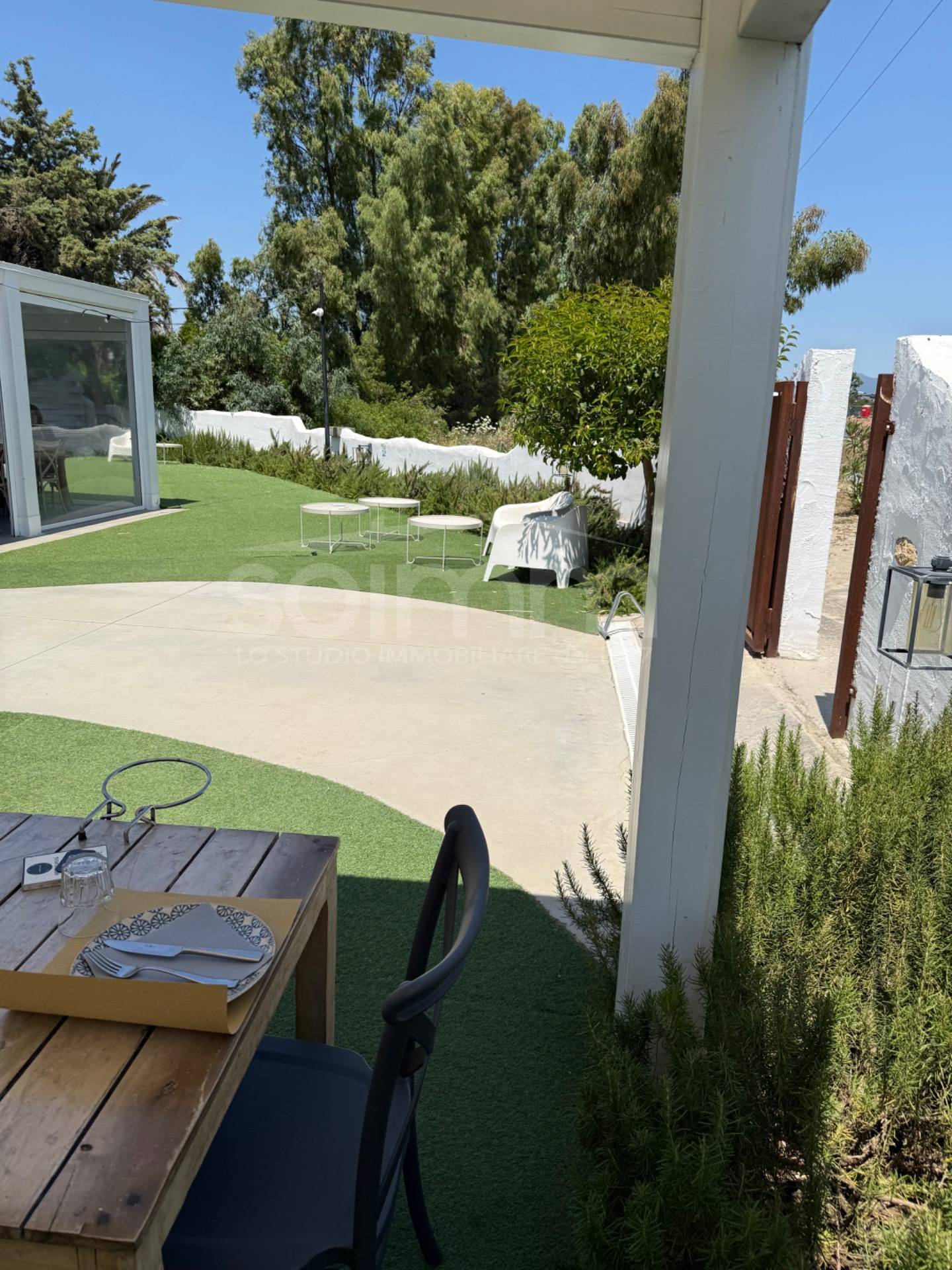 Locale commerciale in vendita a Quartu Sant'Elena