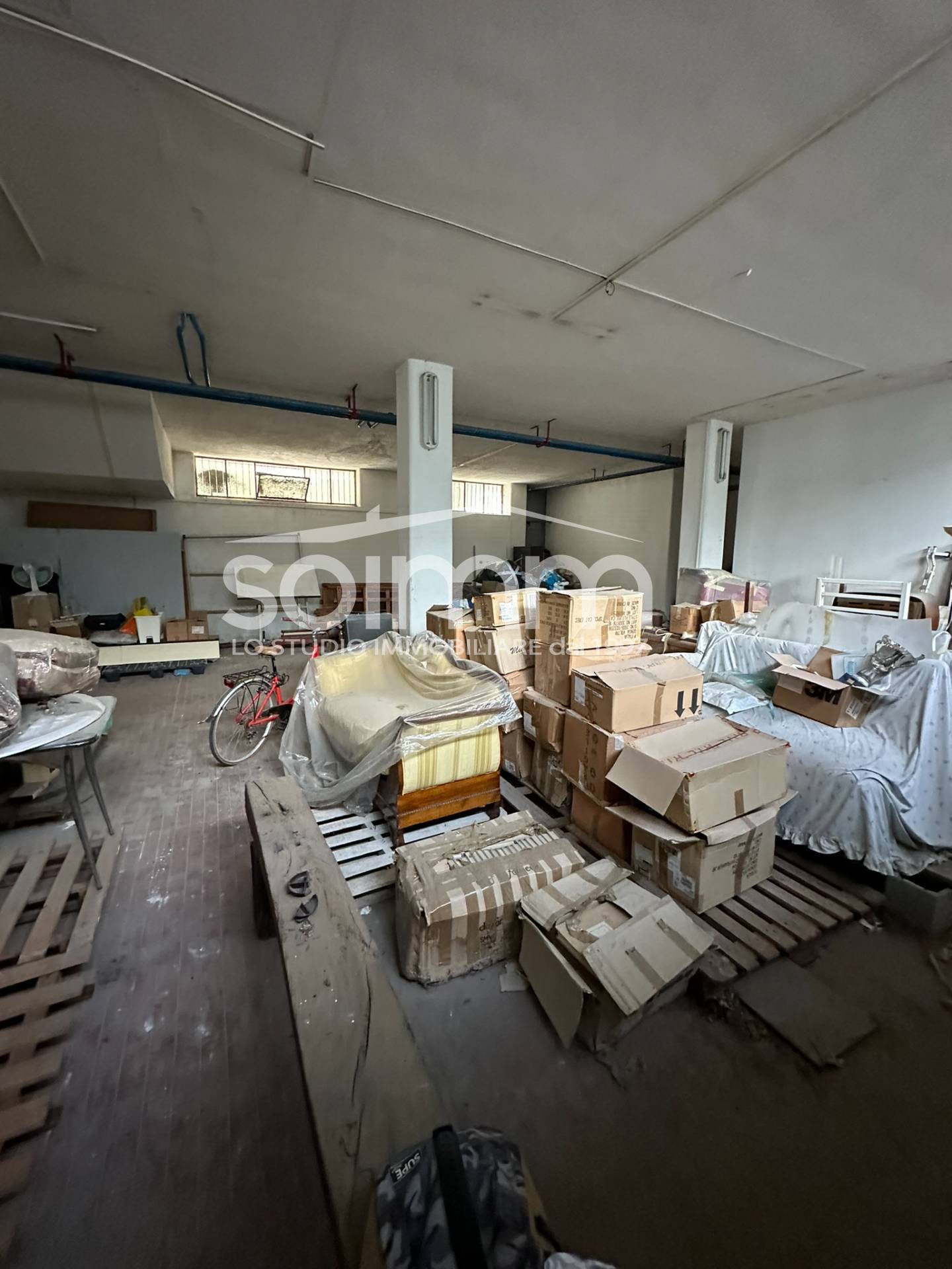 Magazzino in vendita a Cagliari