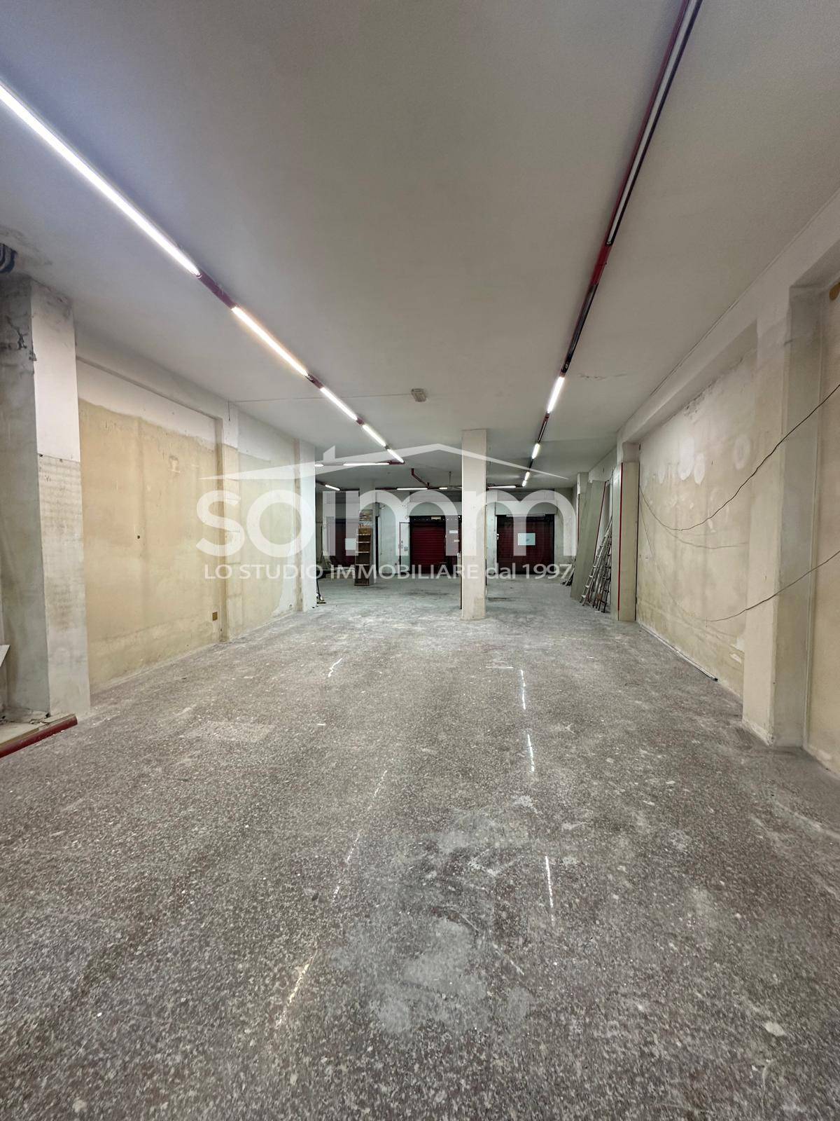 Locale commerciale in vendita a Cagliari