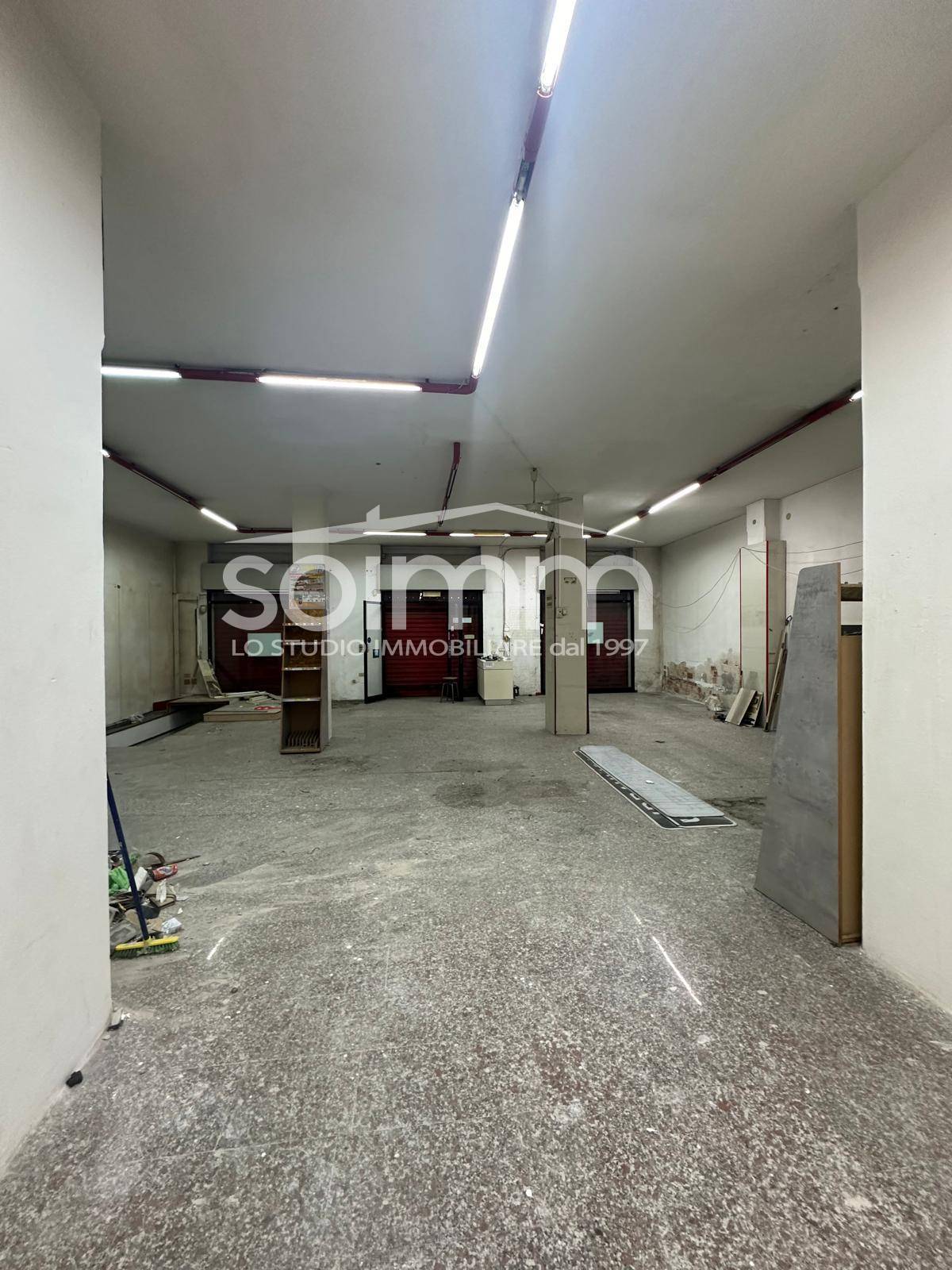 Locale commerciale in vendita a Cagliari