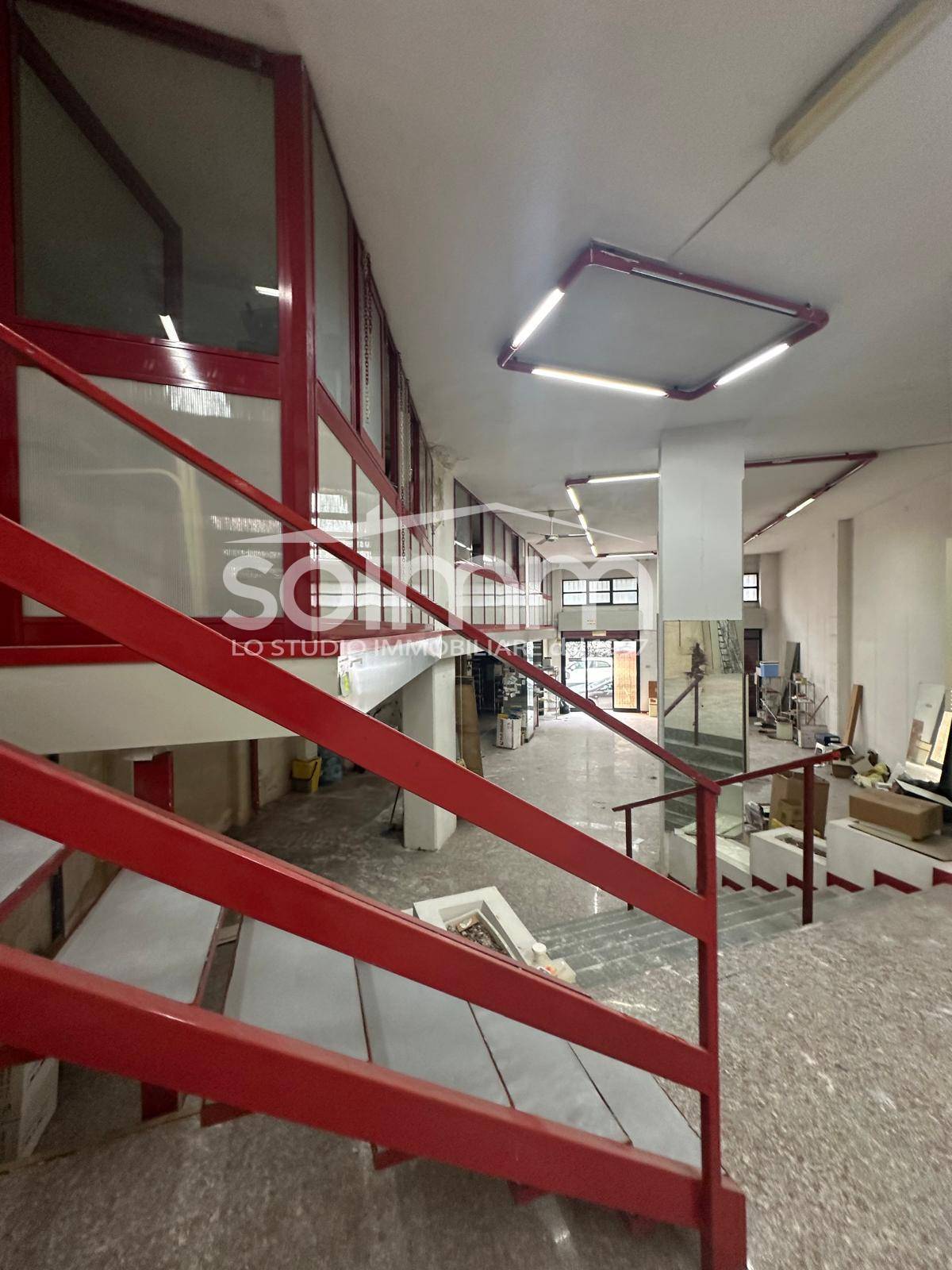 Locale commerciale in vendita a Cagliari