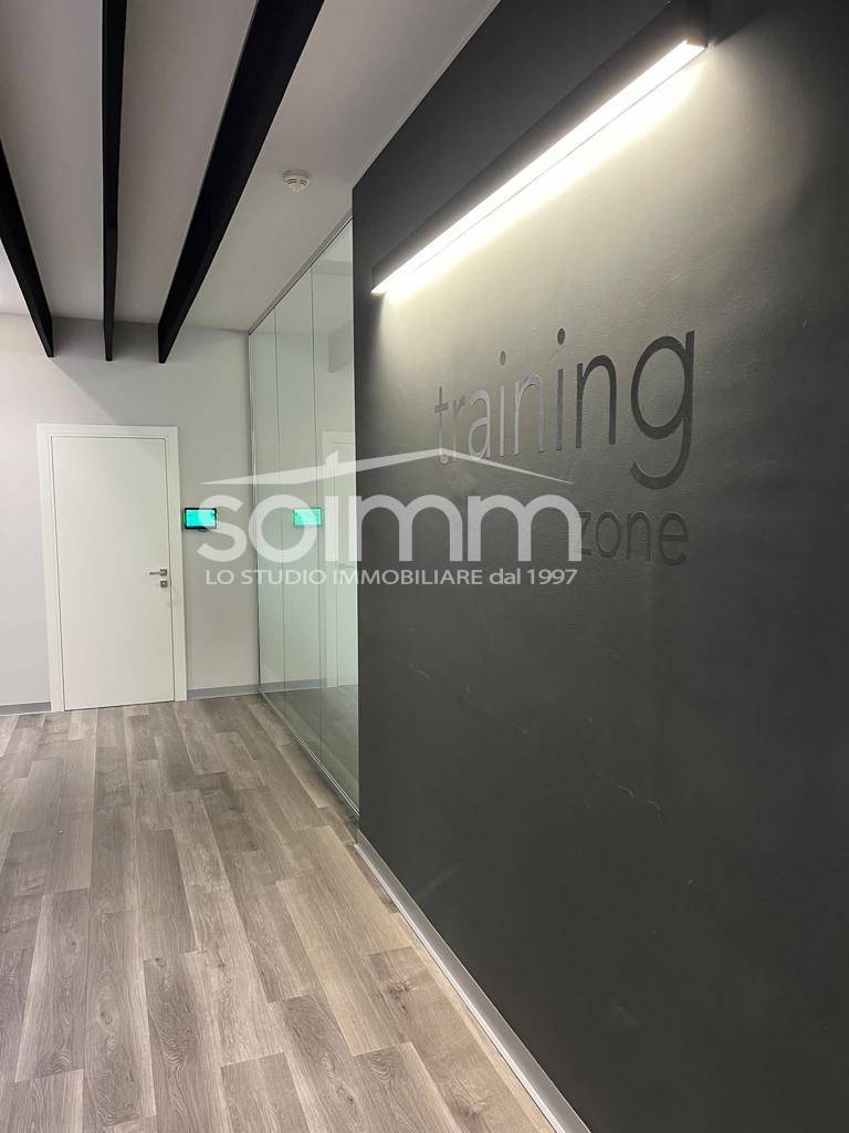 Capannone Commerciale in vendita a Sestu