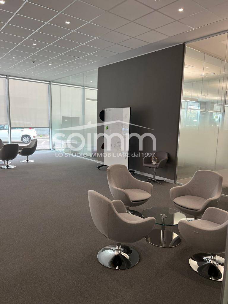 Capannone Commerciale in vendita a Sestu