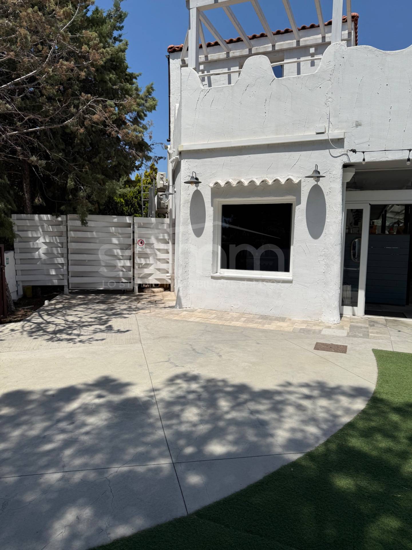 Locale commerciale in vendita a Quartu Sant'Elena