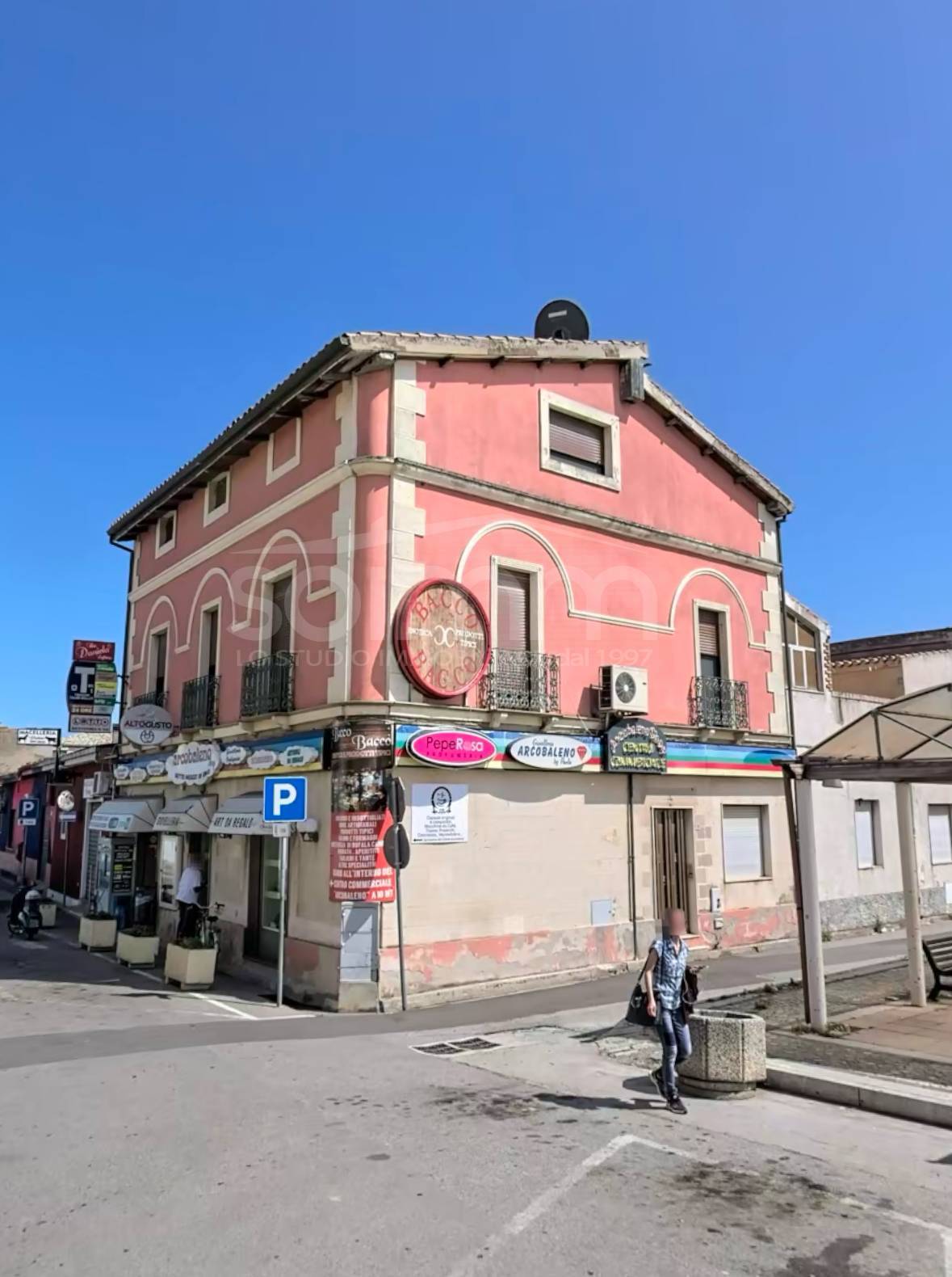 Locale commerciale in vendita a Uta