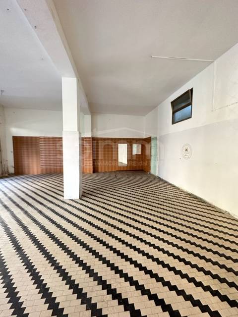 Locale commerciale in affitto a Selargius
