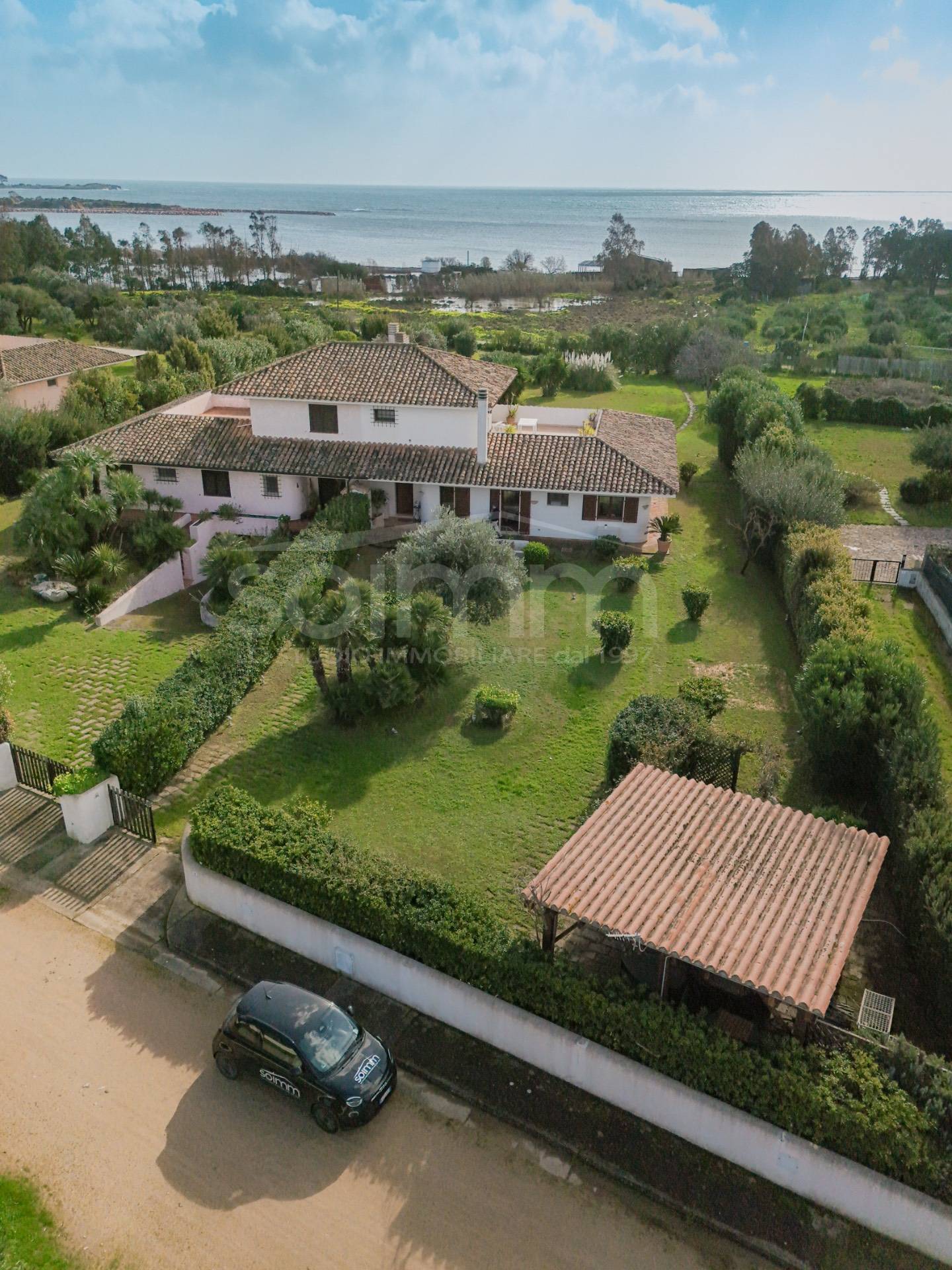 Villa Bifamiliare in vendita a Pula