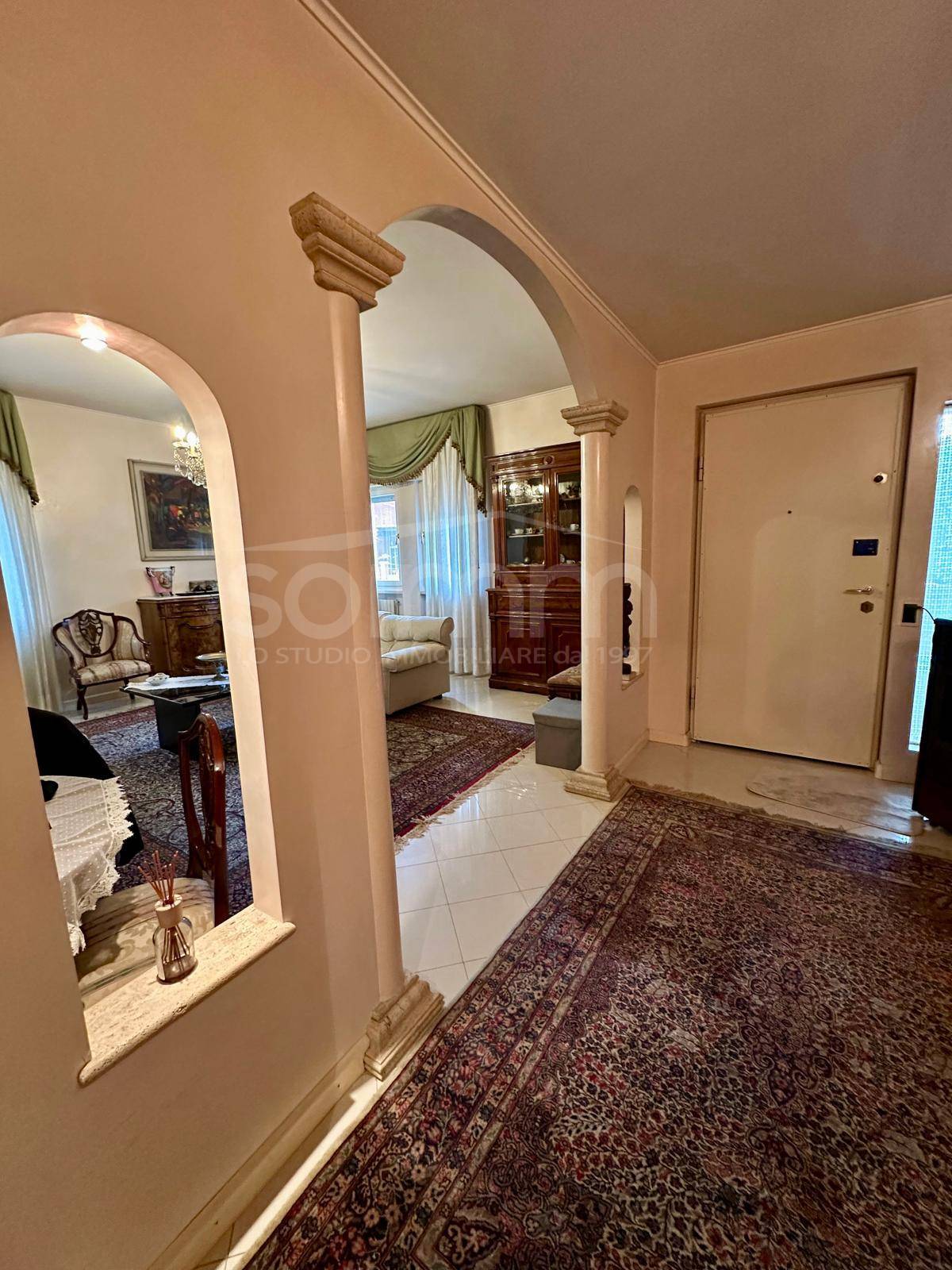 Villa Bifamiliare in vendita a Cagliari