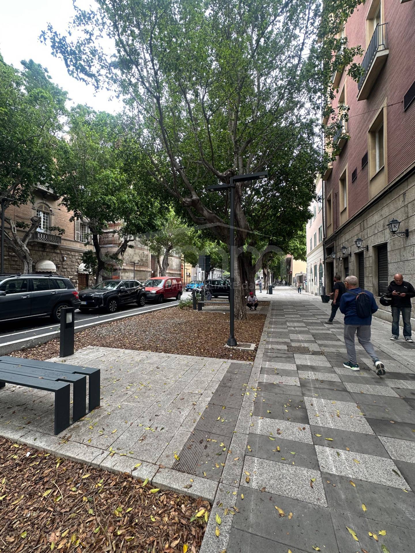 Locale commerciale in vendita a Cagliari