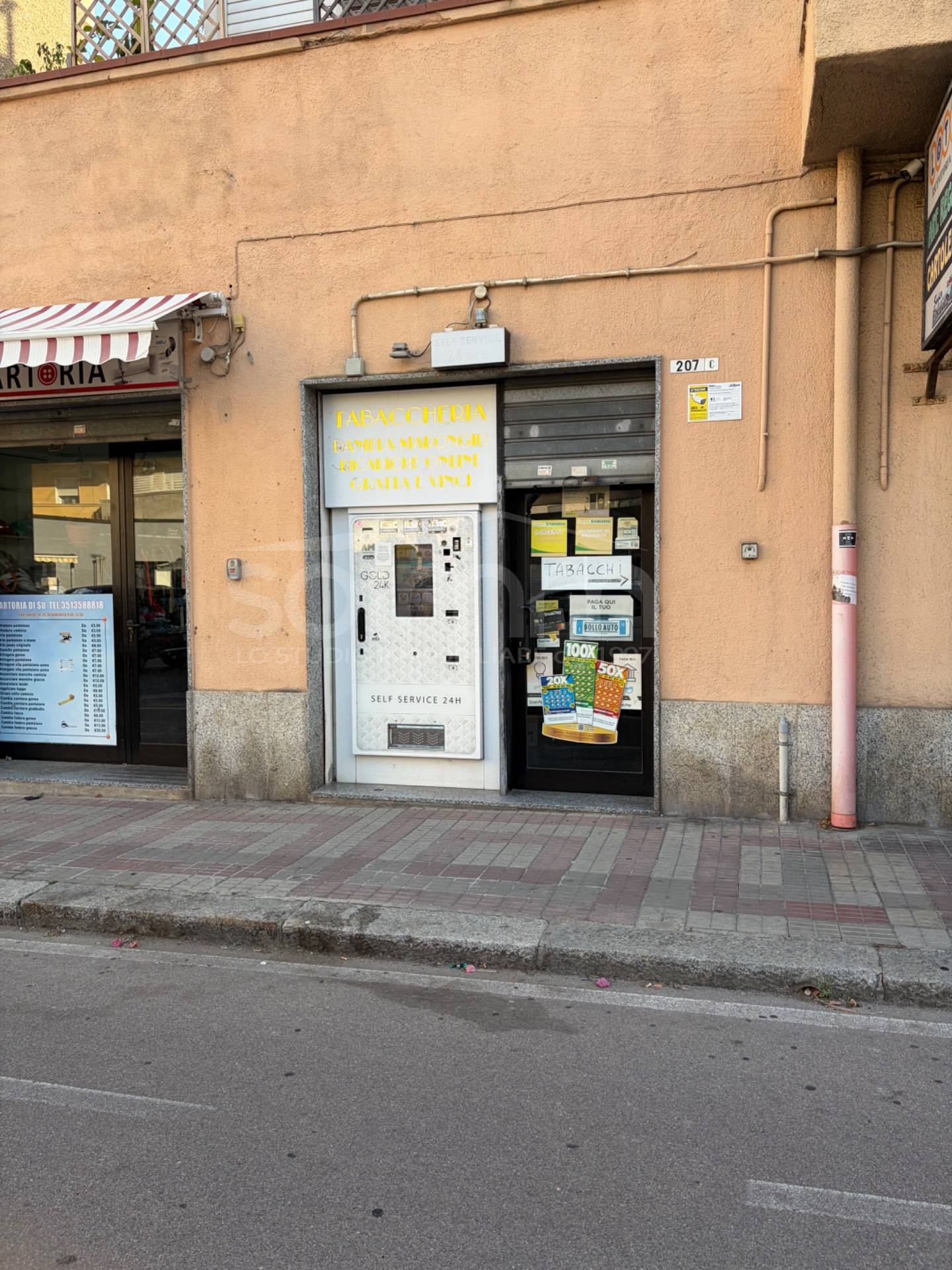 Locale commerciale in vendita a Cagliari