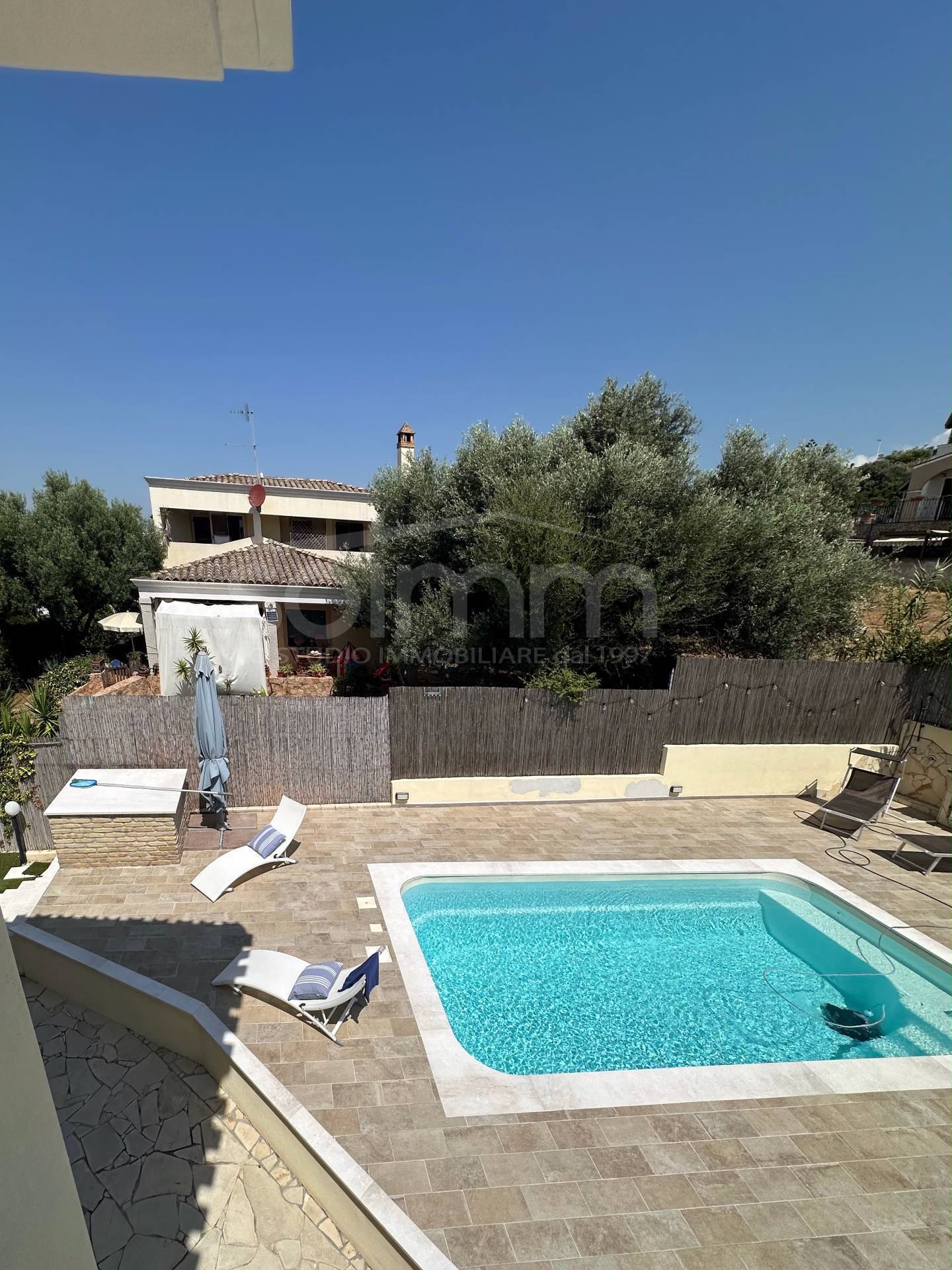 Villa Caposchiera in vendita a Quartu Sant'Elena