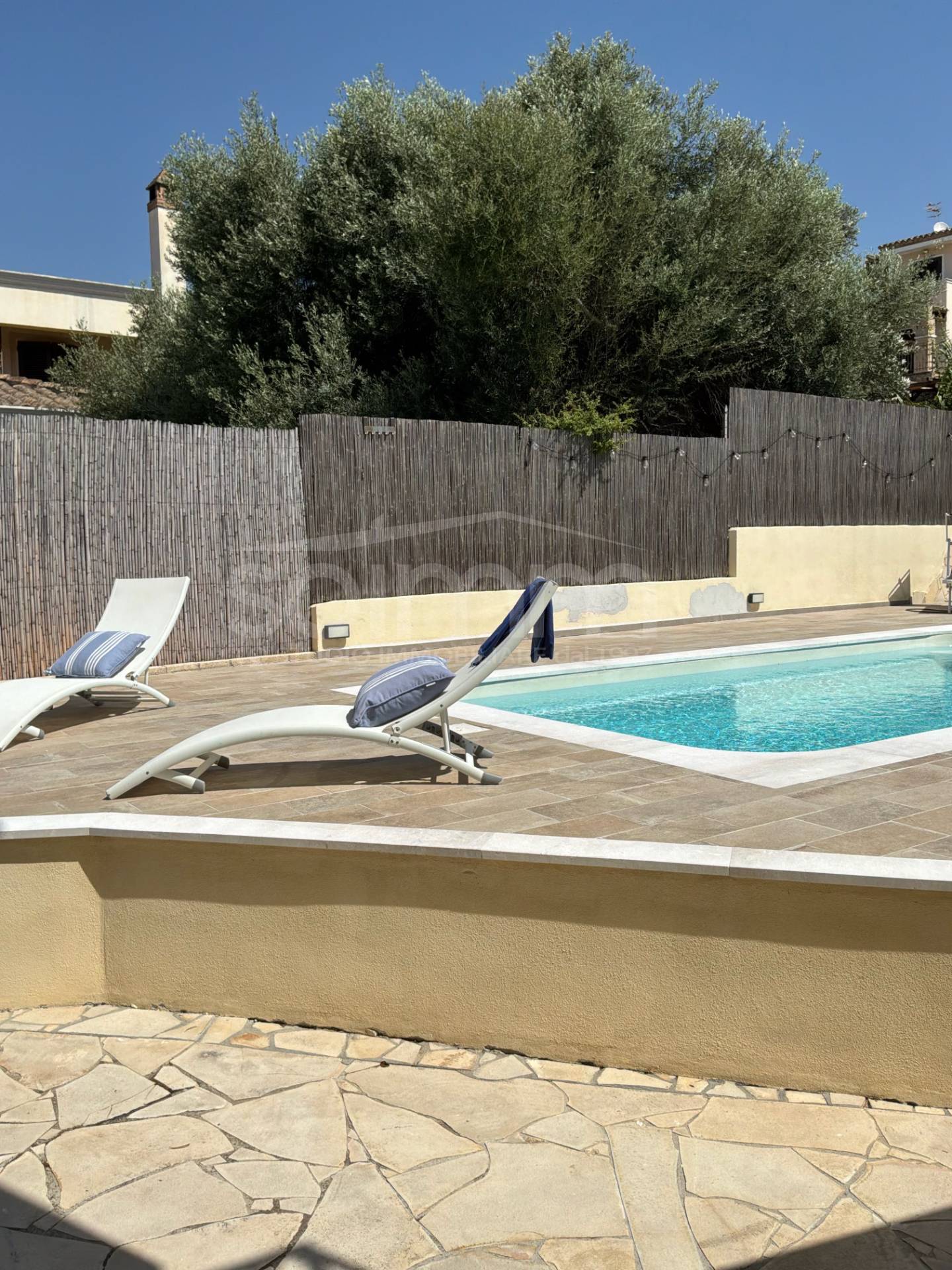 Villa Caposchiera in vendita a Quartu Sant'Elena