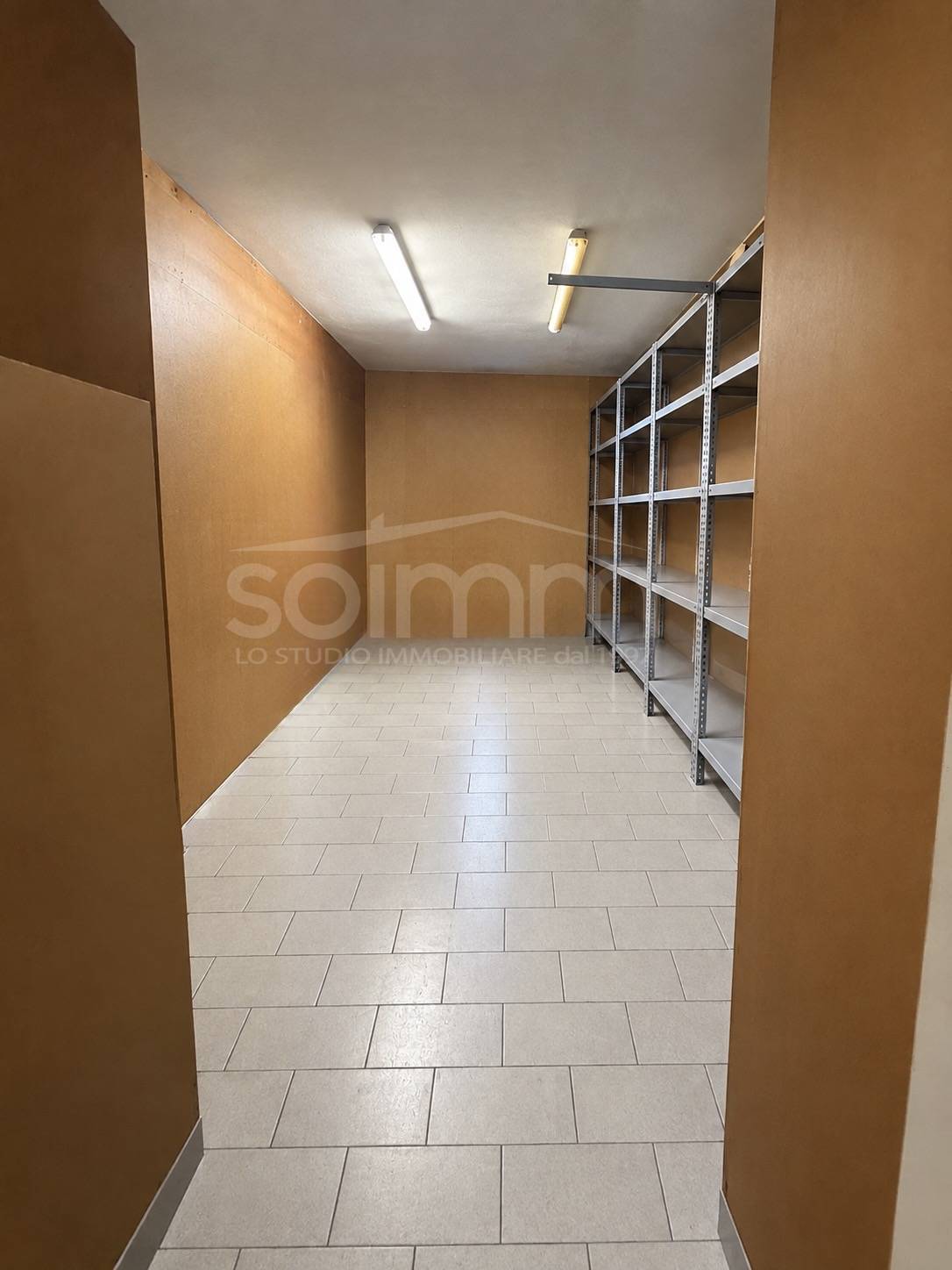 Locale commerciale in vendita a Cagliari