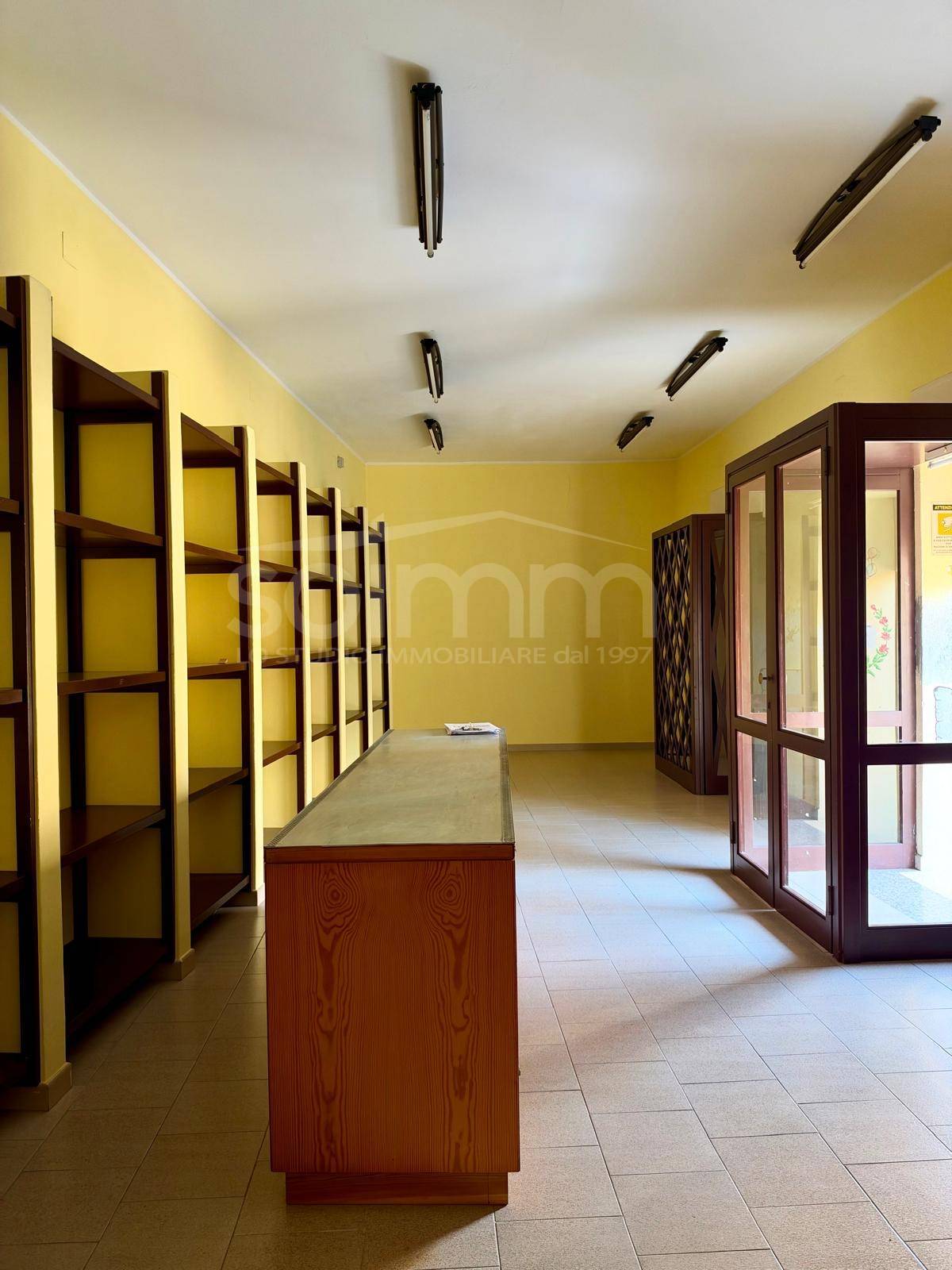 Locale commerciale in vendita a Villasor